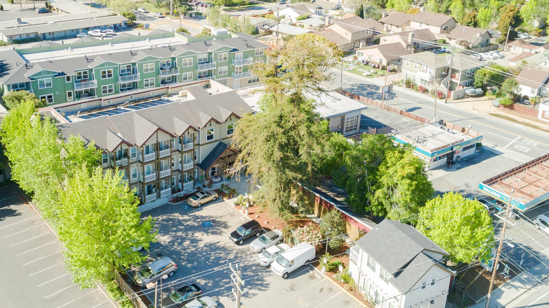 1606 Soquel Ave