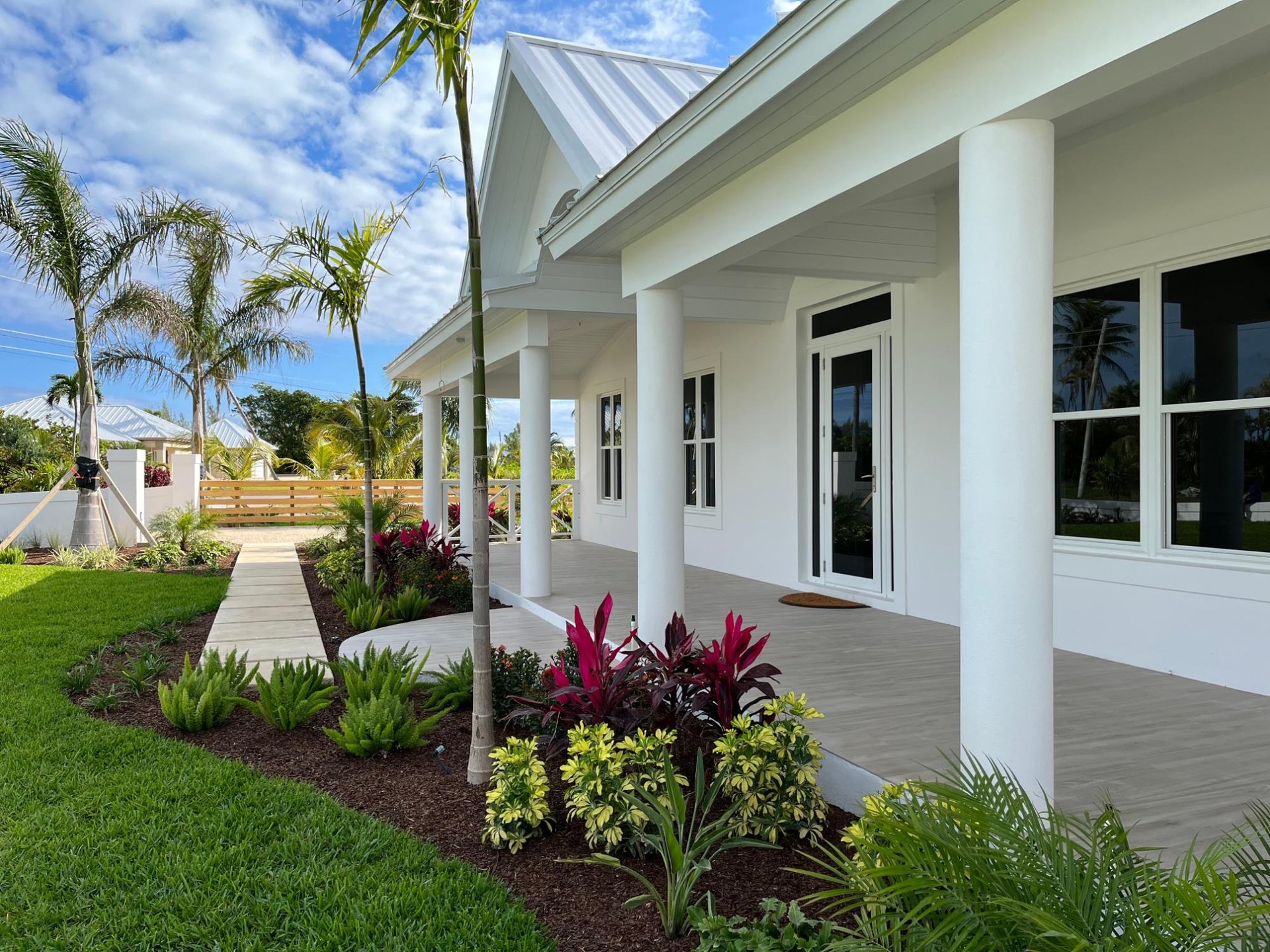 Sunnyside, Treasure Cay 