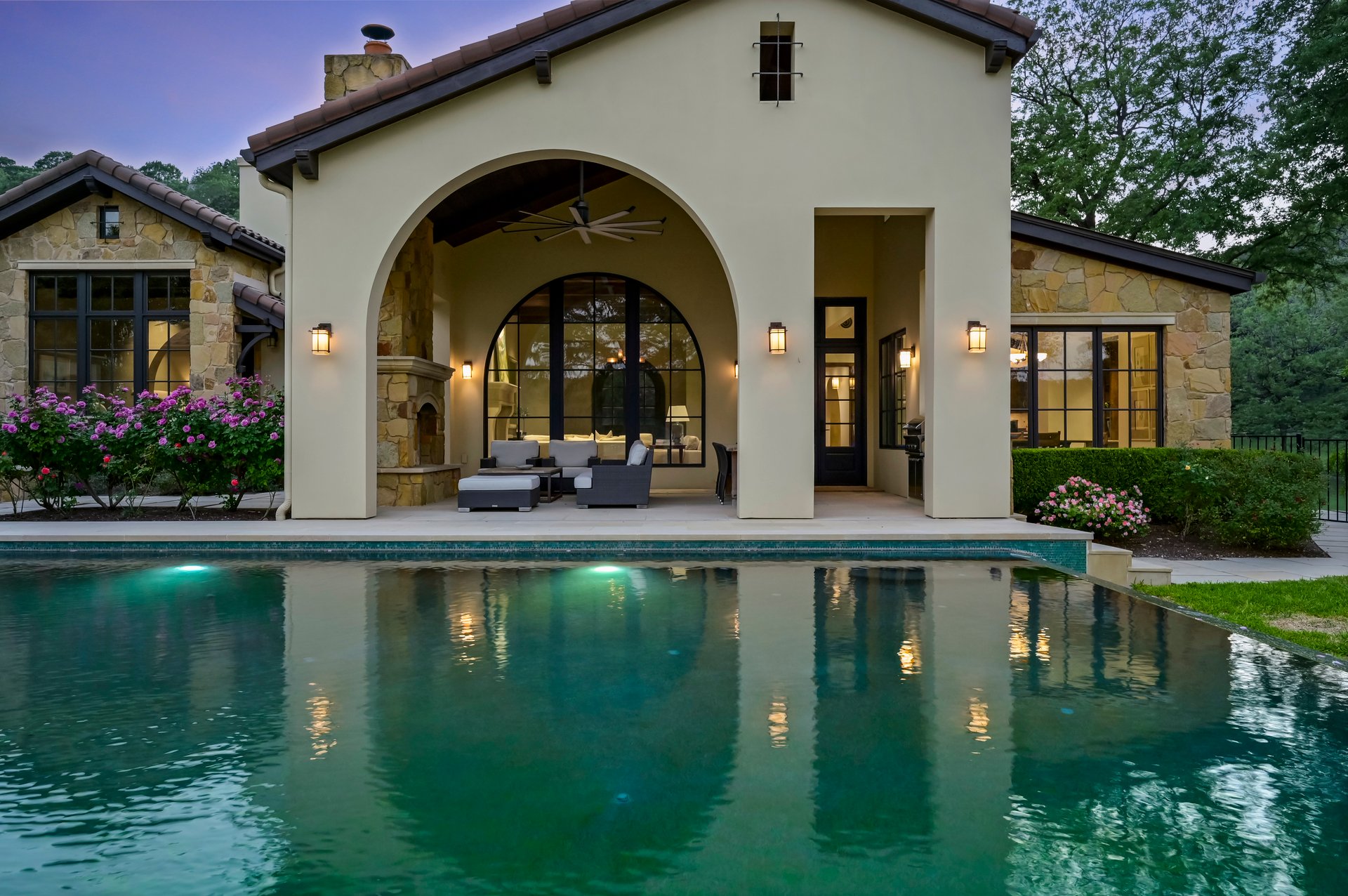 1401 N Weston Lane