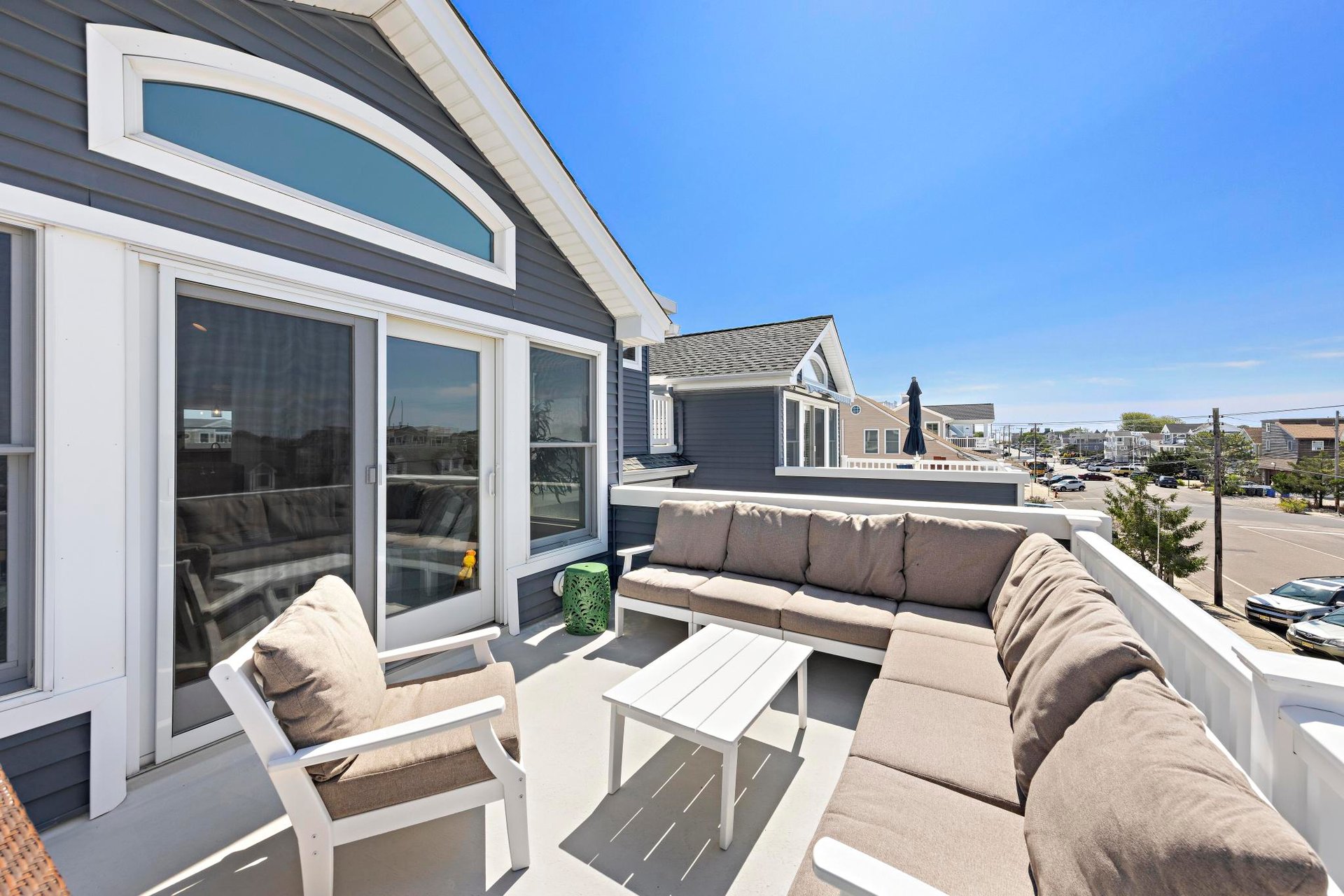 407 B Coral Street 