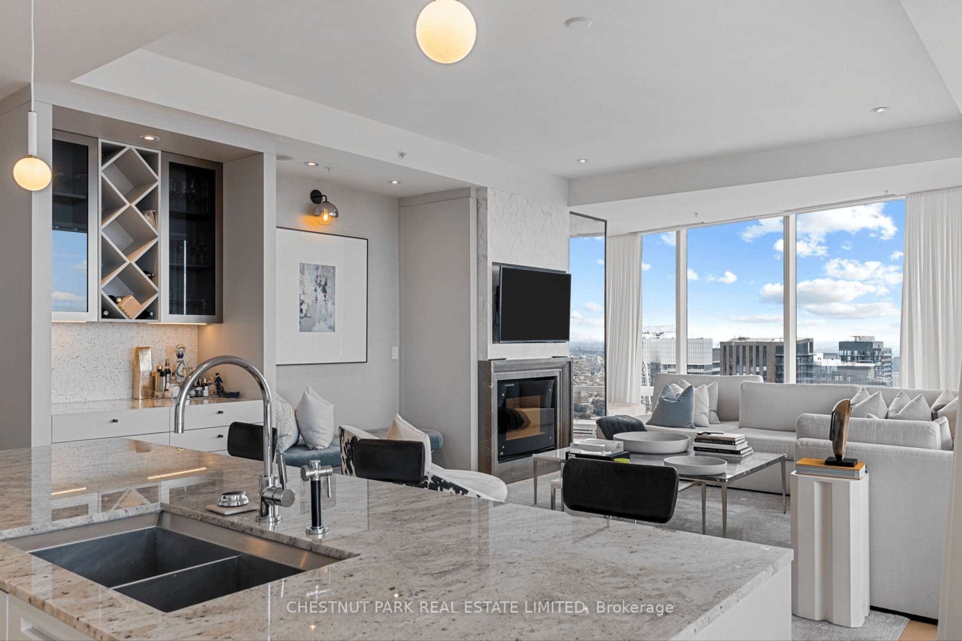 Suite 5203- 180 University Avenue