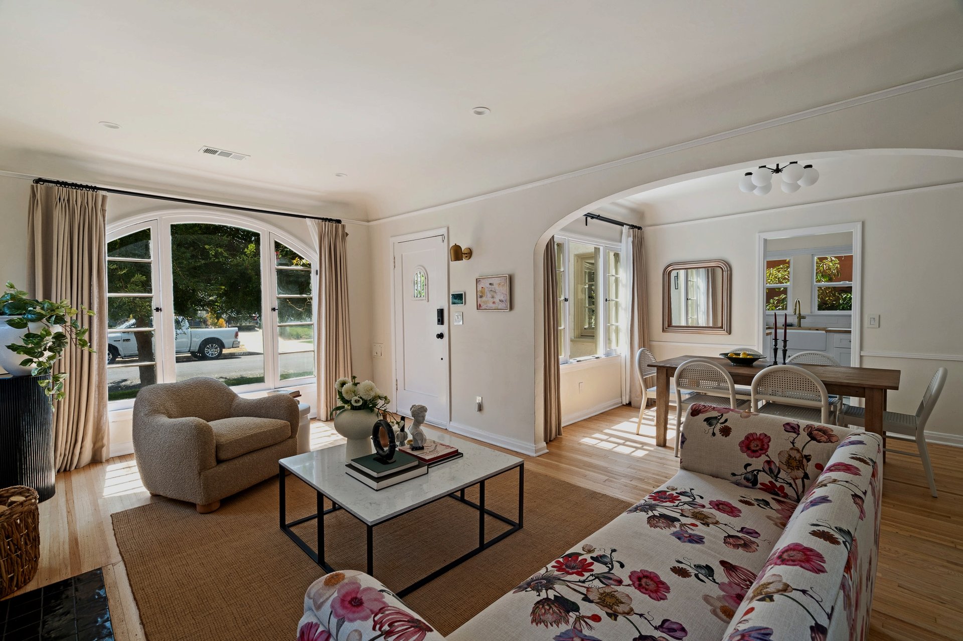 Re-imagined Quaint Country English with Guest House and Grand Rear Yard!