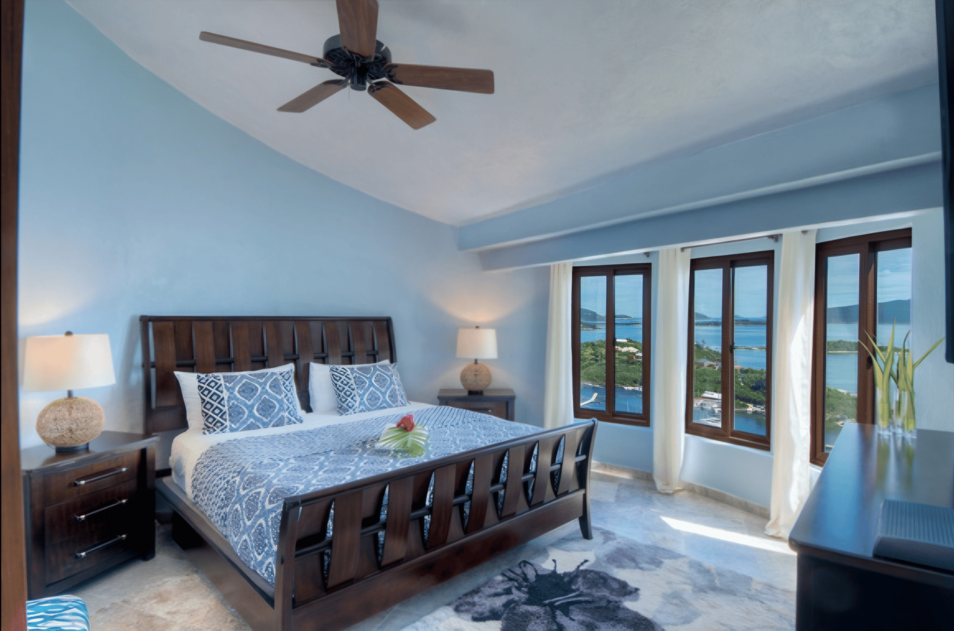 1026 Villa Alicia