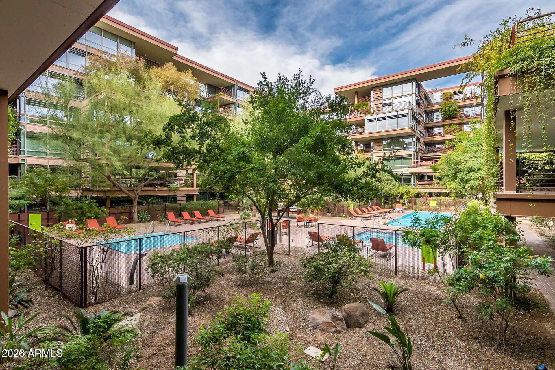 7141 E Rancho Vista Dr, #2014