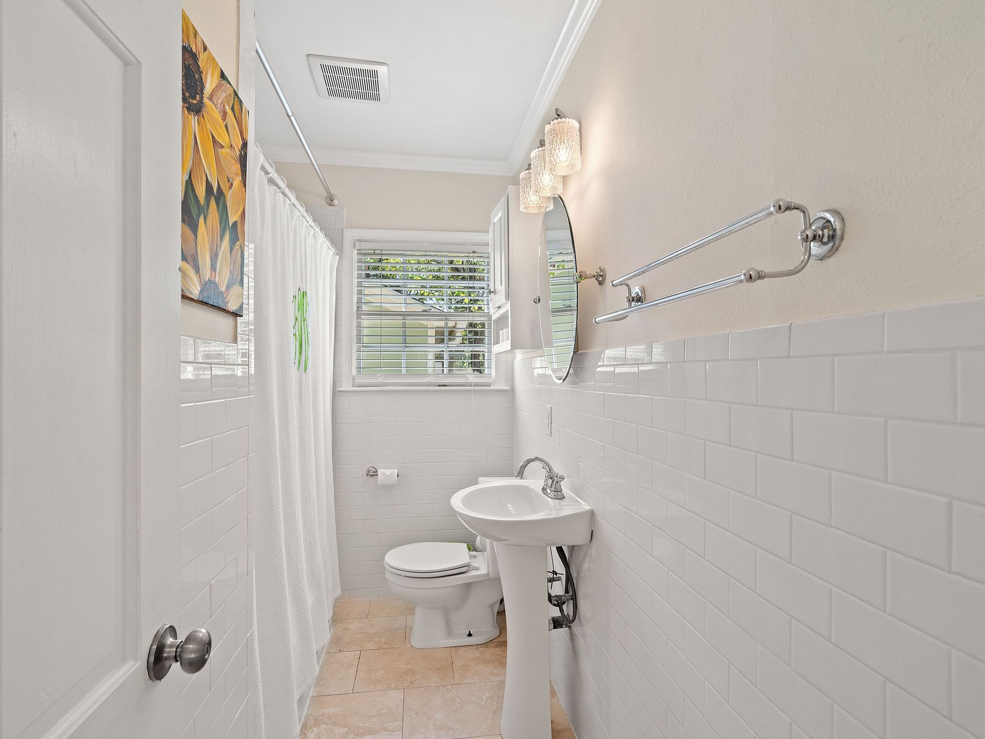 Modern Elegance in Bryker Woods
