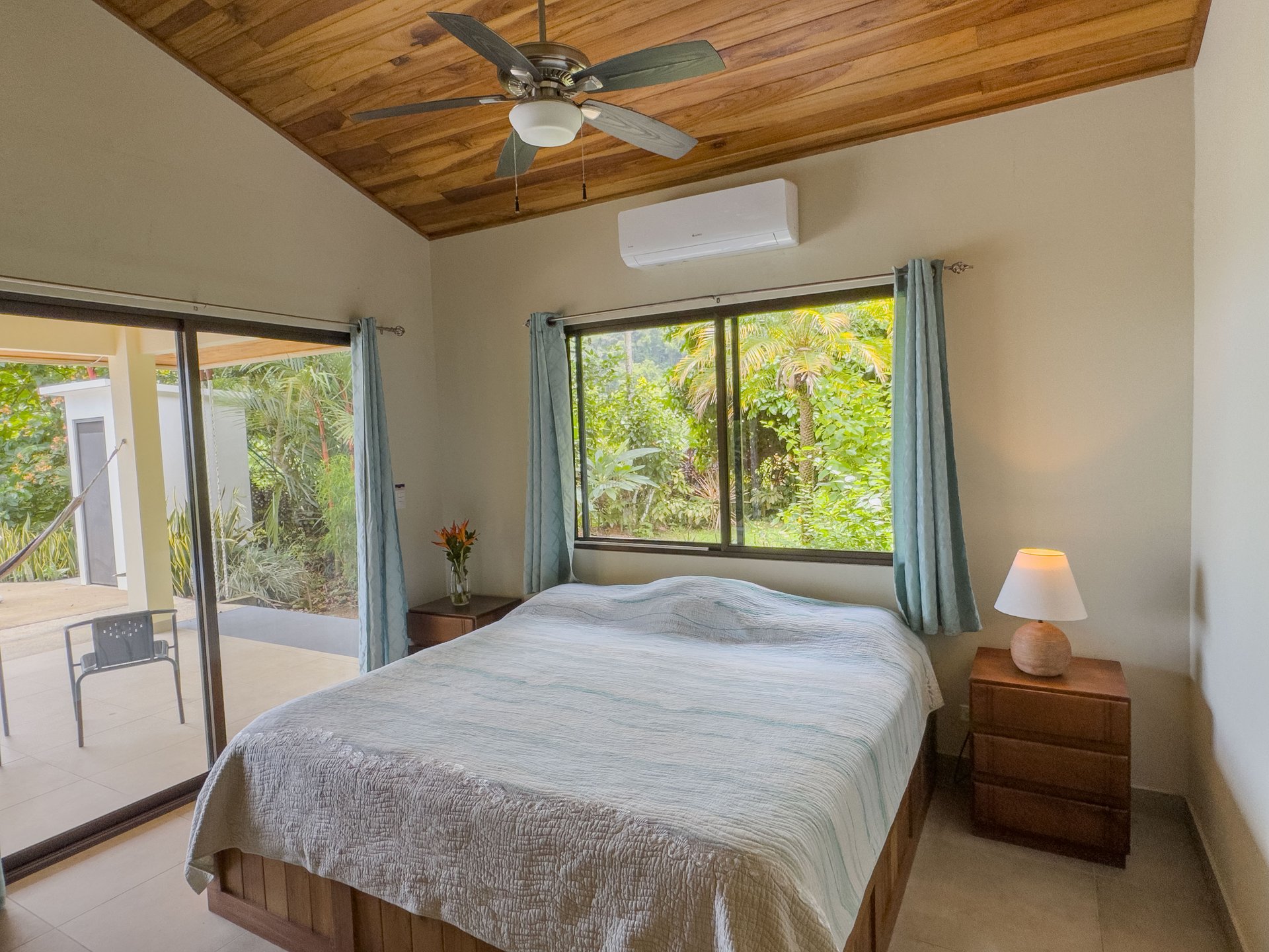 Private Rainforest Retreat Just Minutes from Dominical