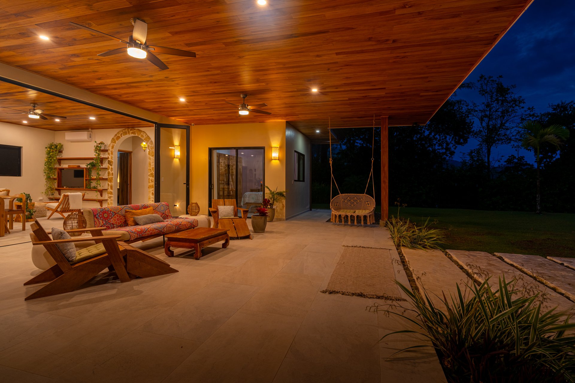 Modern Tropical Retreat - Private Oasis in Ojochal