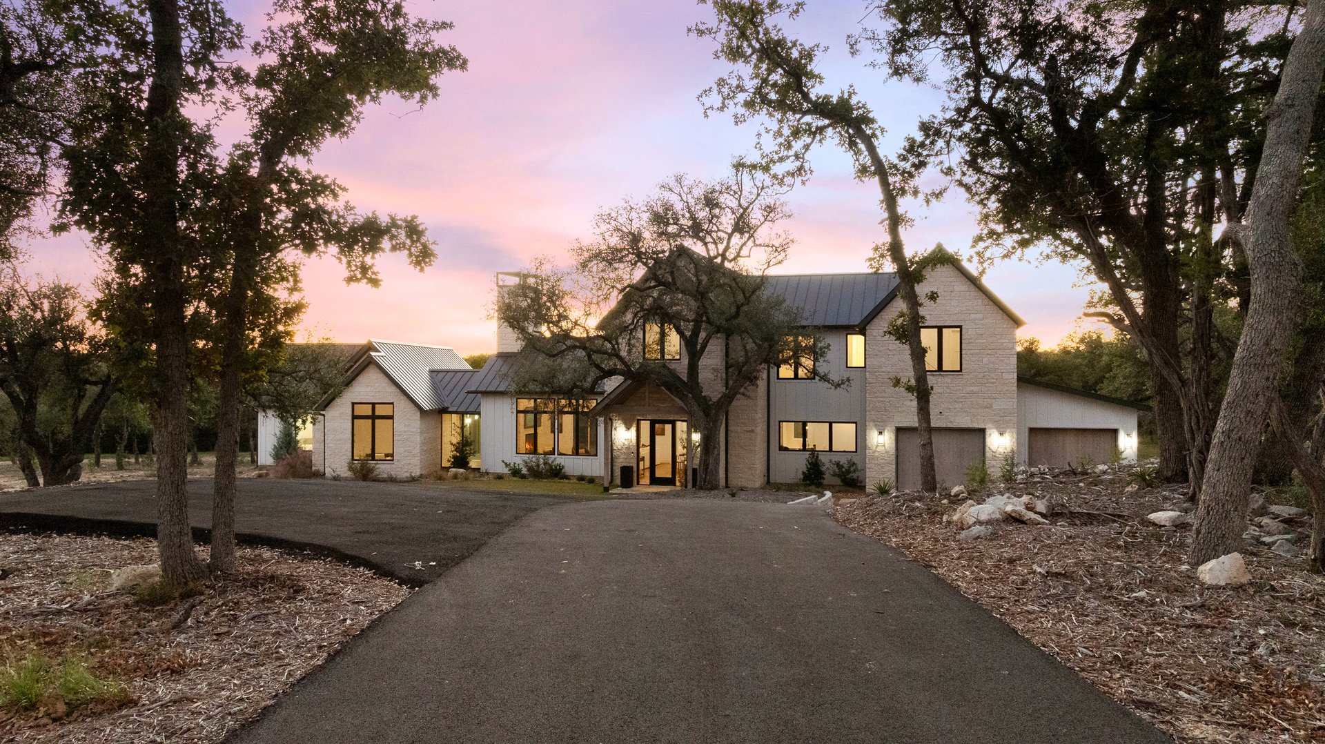 The Pearl of Fitzhugh Place