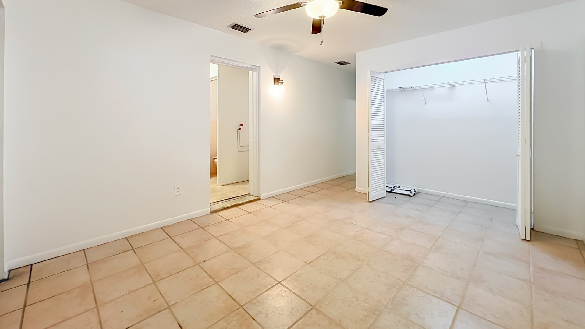 Colonialtown 3-Bedroom 1.5-Bathroom Home with Terrazo Floors
