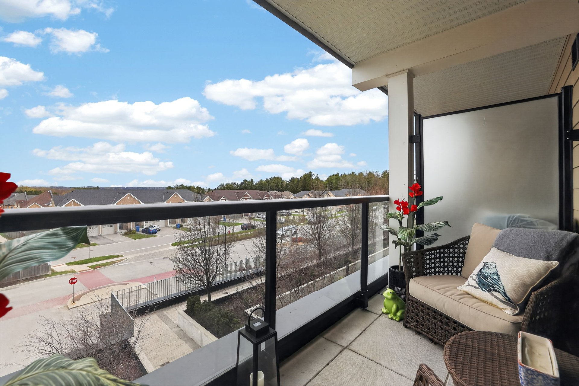 #246 - 555 William Graham Drive