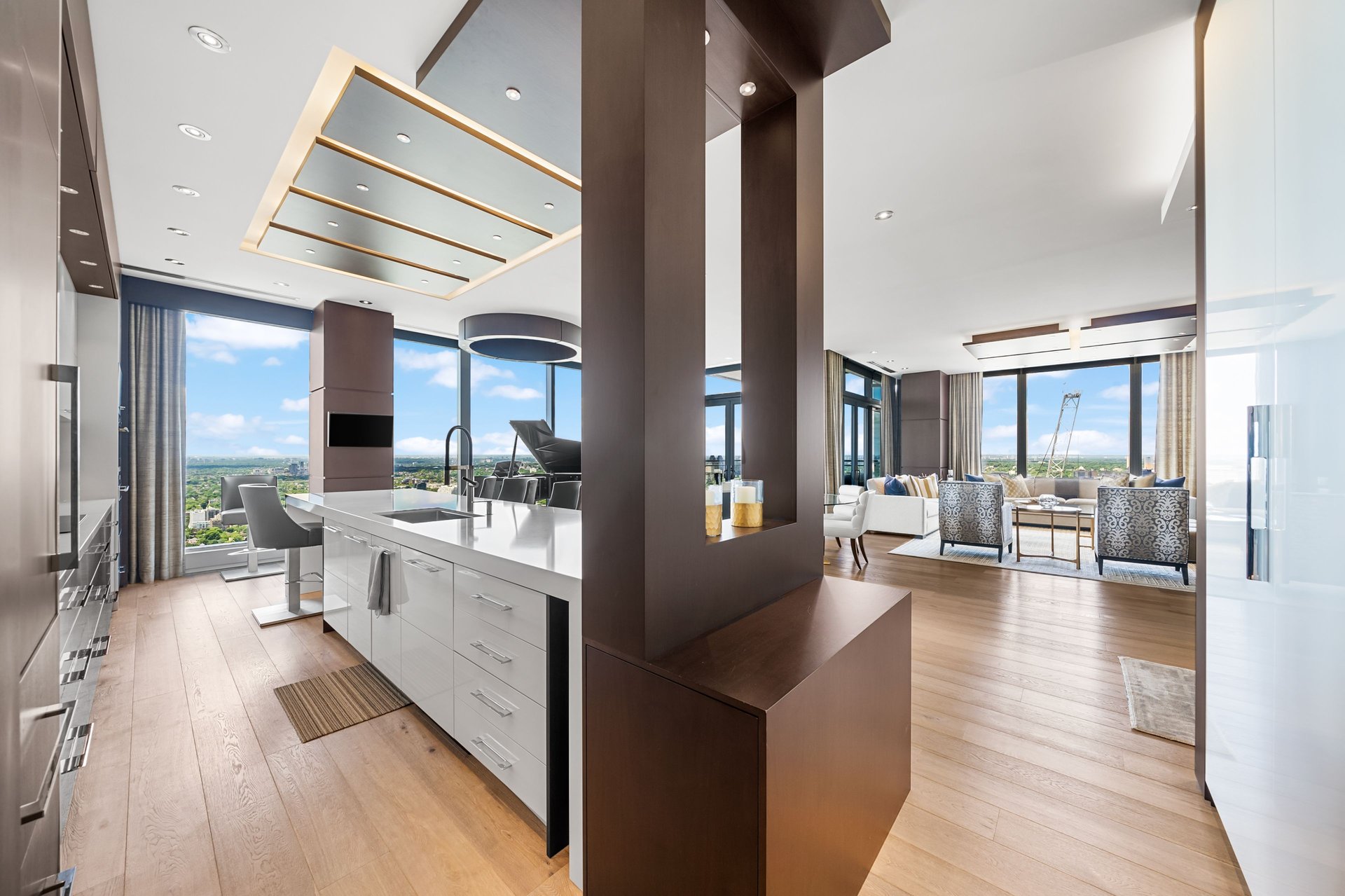 Four Seasons Residence