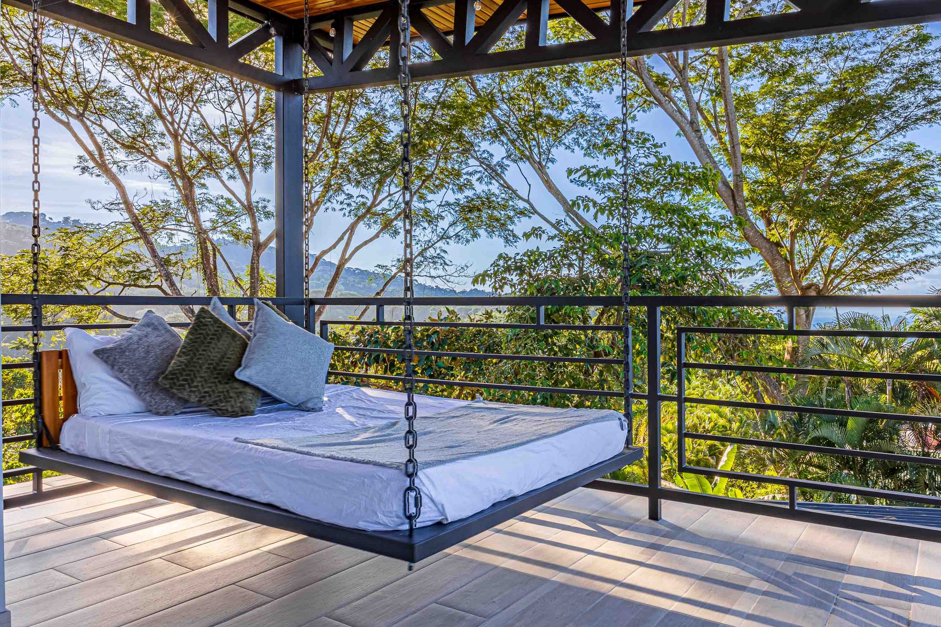 Exclusive Luxury Villa with Infinity Pool
