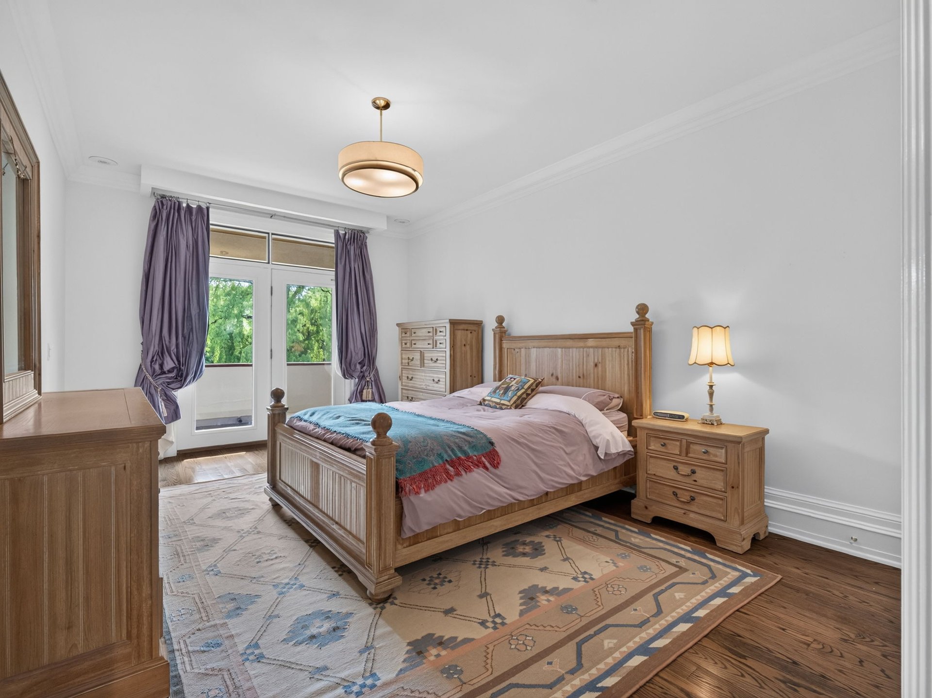 Timeless Transitional Architecture