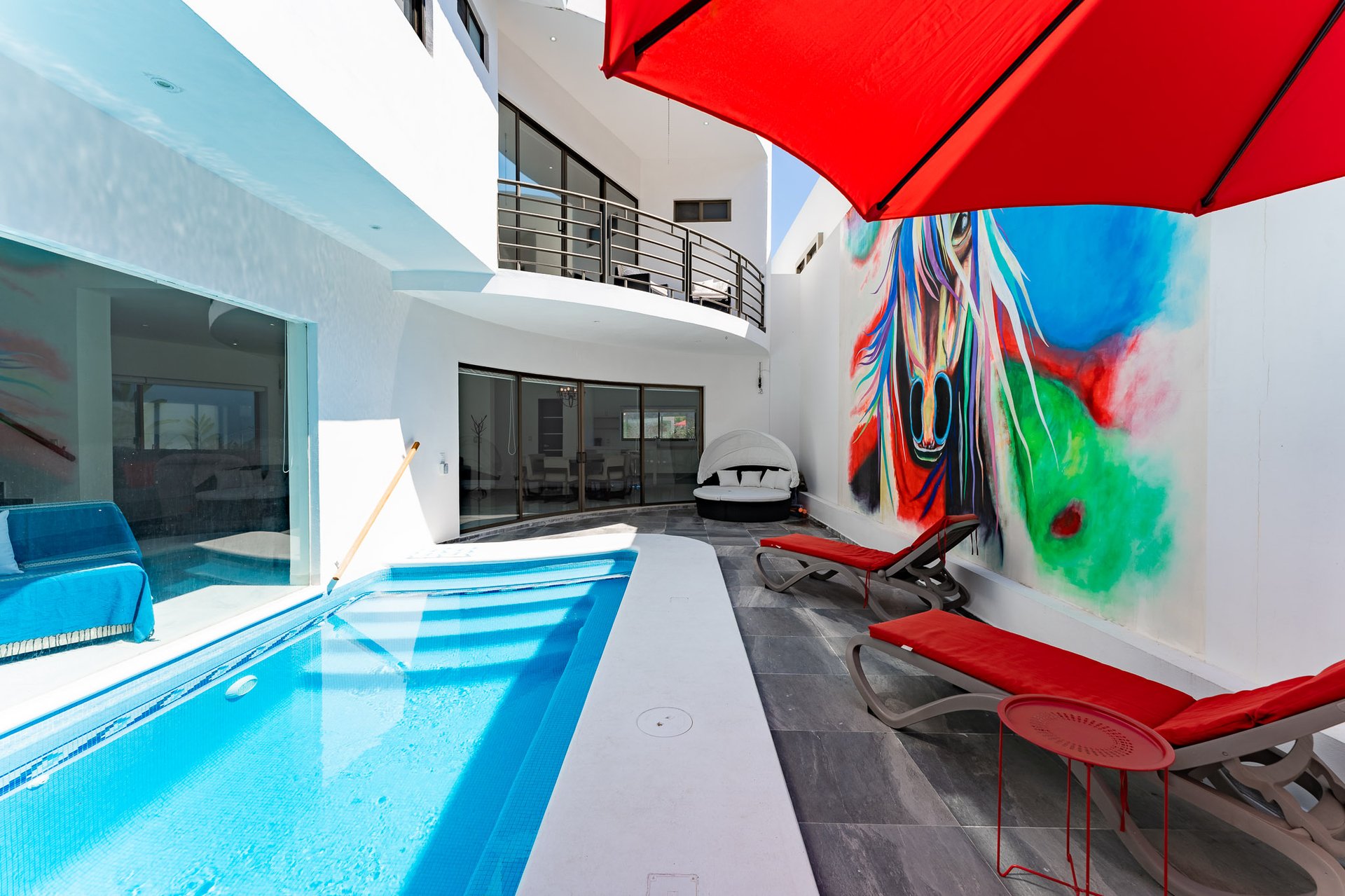 5 bedrooms, Single Family Homes, Villa de Caballos