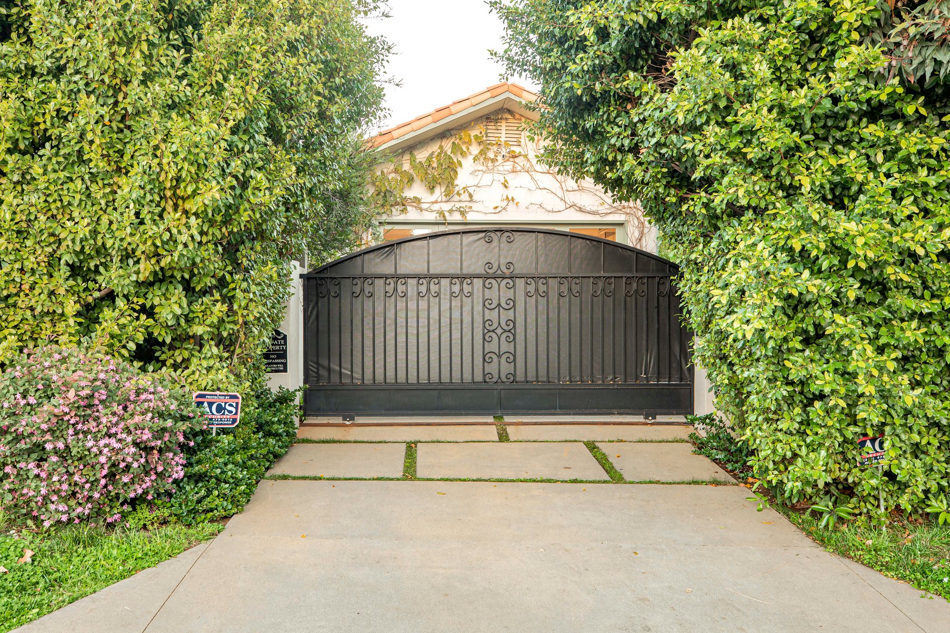 1296 Capri Dr, Pacific Palisades