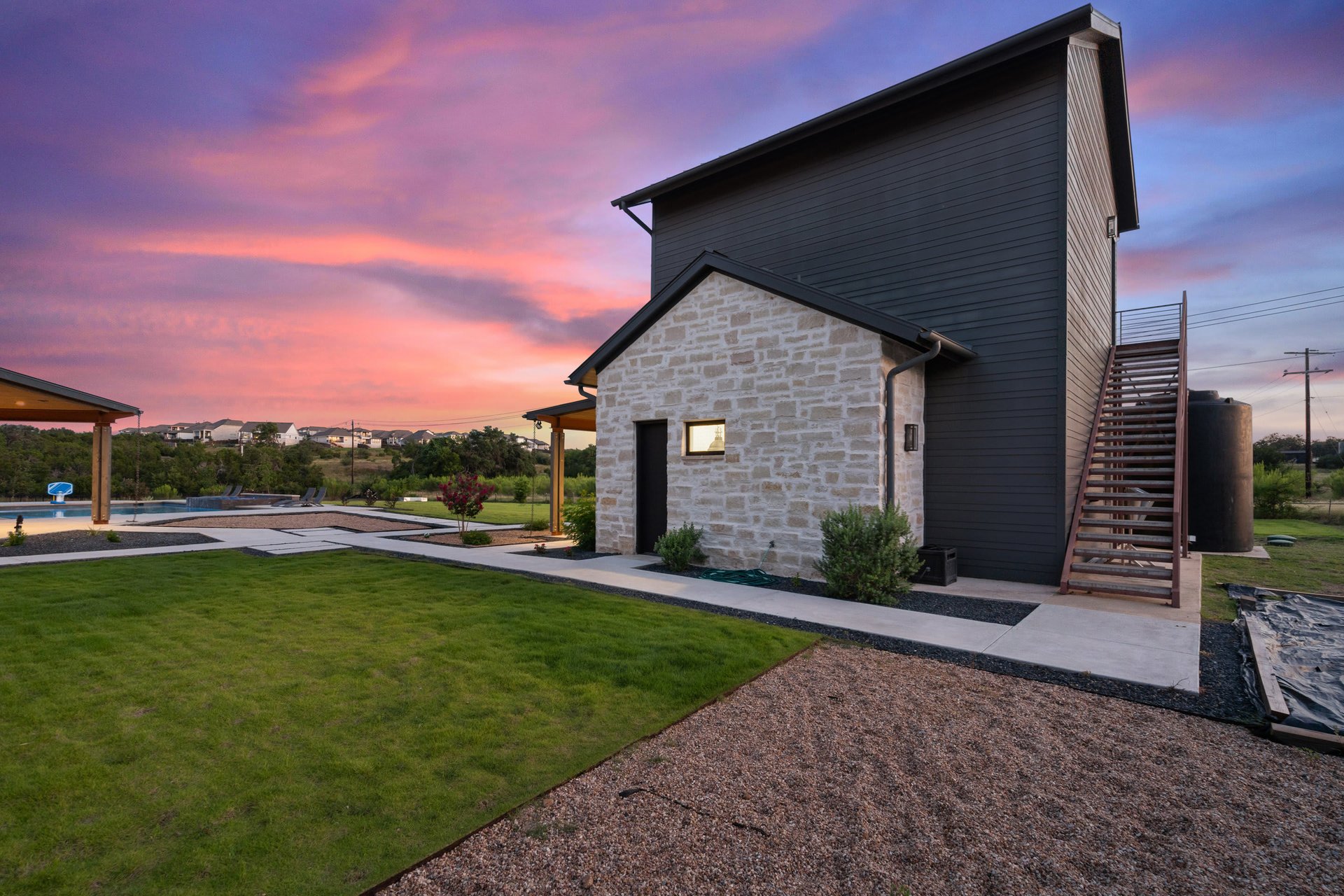 16837 Whispering Breeze