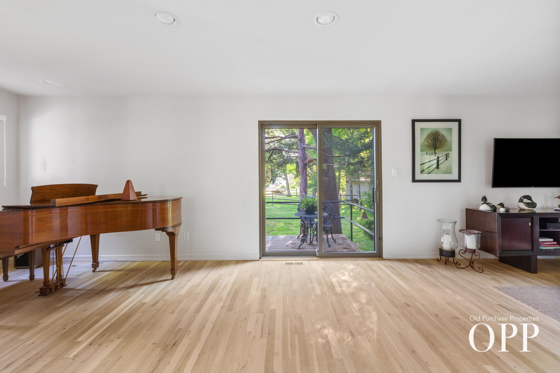 A Pastoral Haven on Nearly 3 Acres, Surrounded by Protected Land