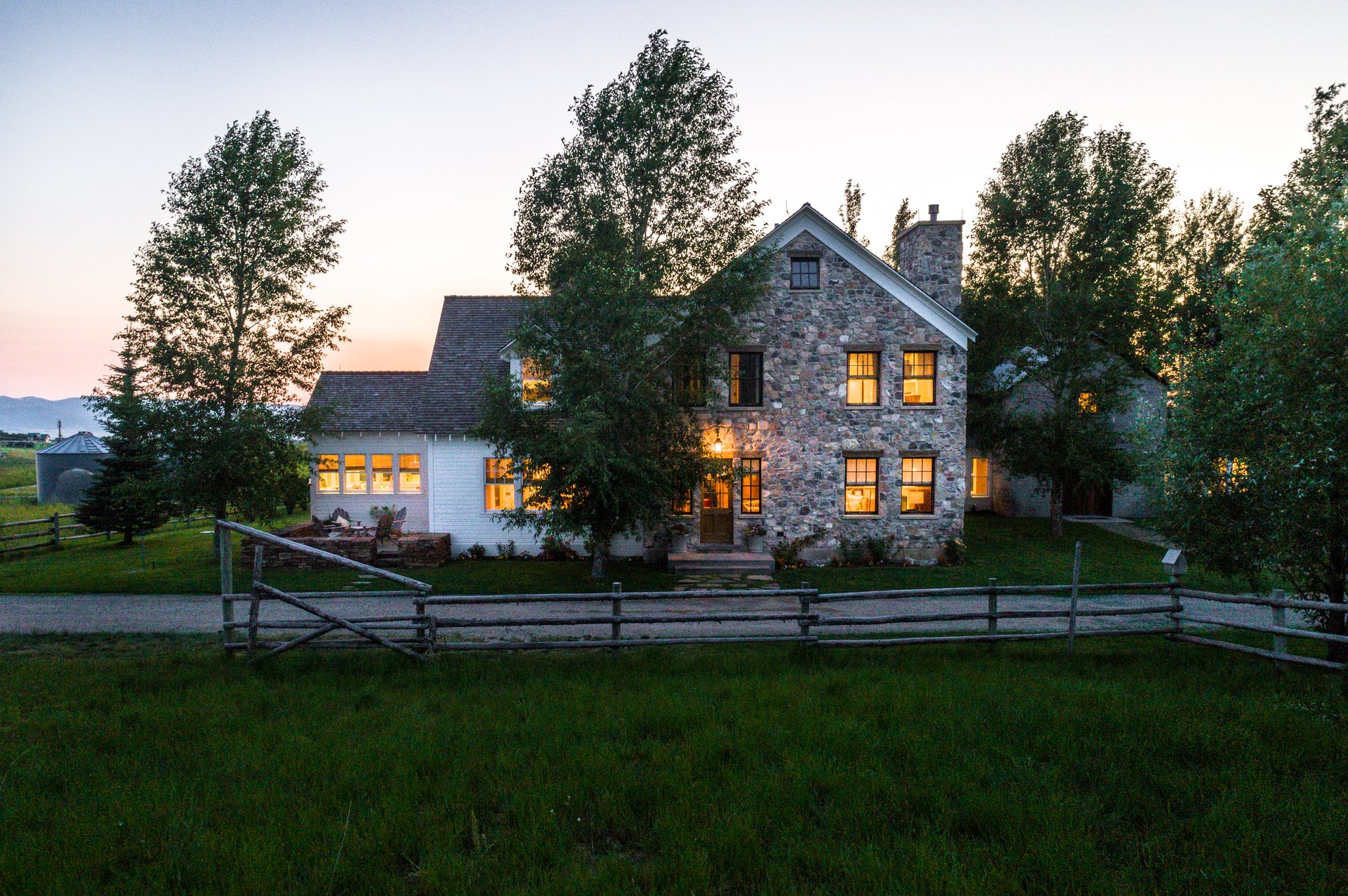 705 Kaufman Rd