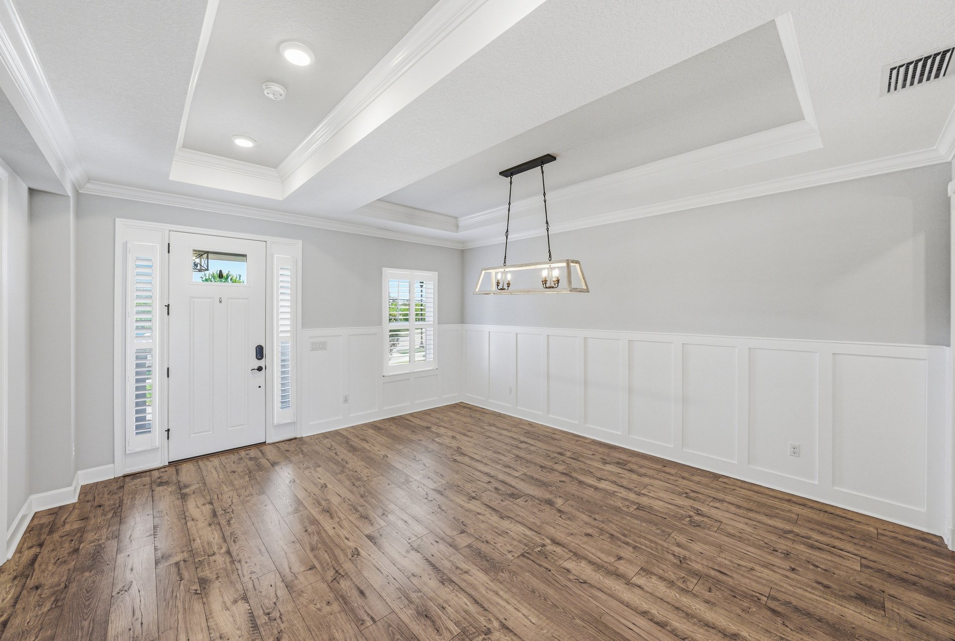 6883 BRADBURY CIR