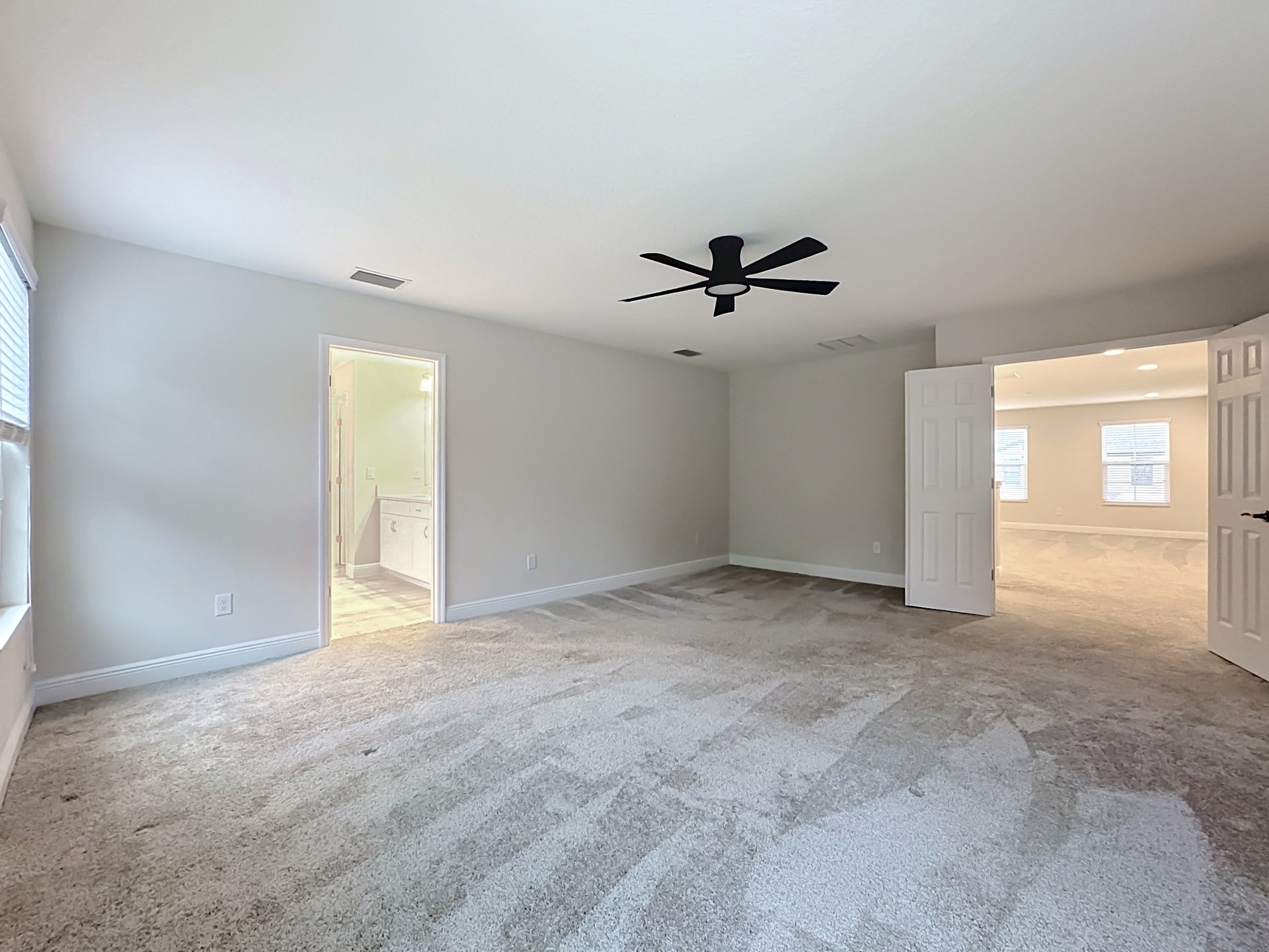 Move-In Ready Pelican in Hawkstone — No Builder Wait, $40K in Upgrades