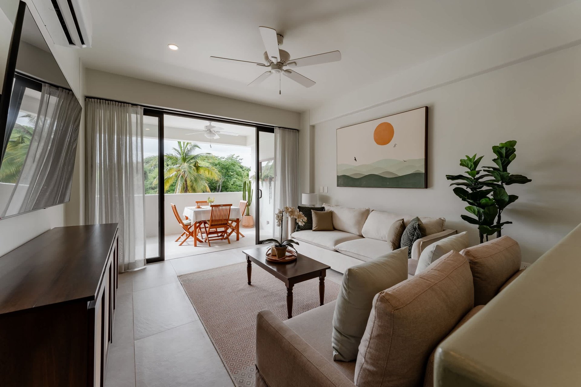 1 bedroom, Condo, Solana