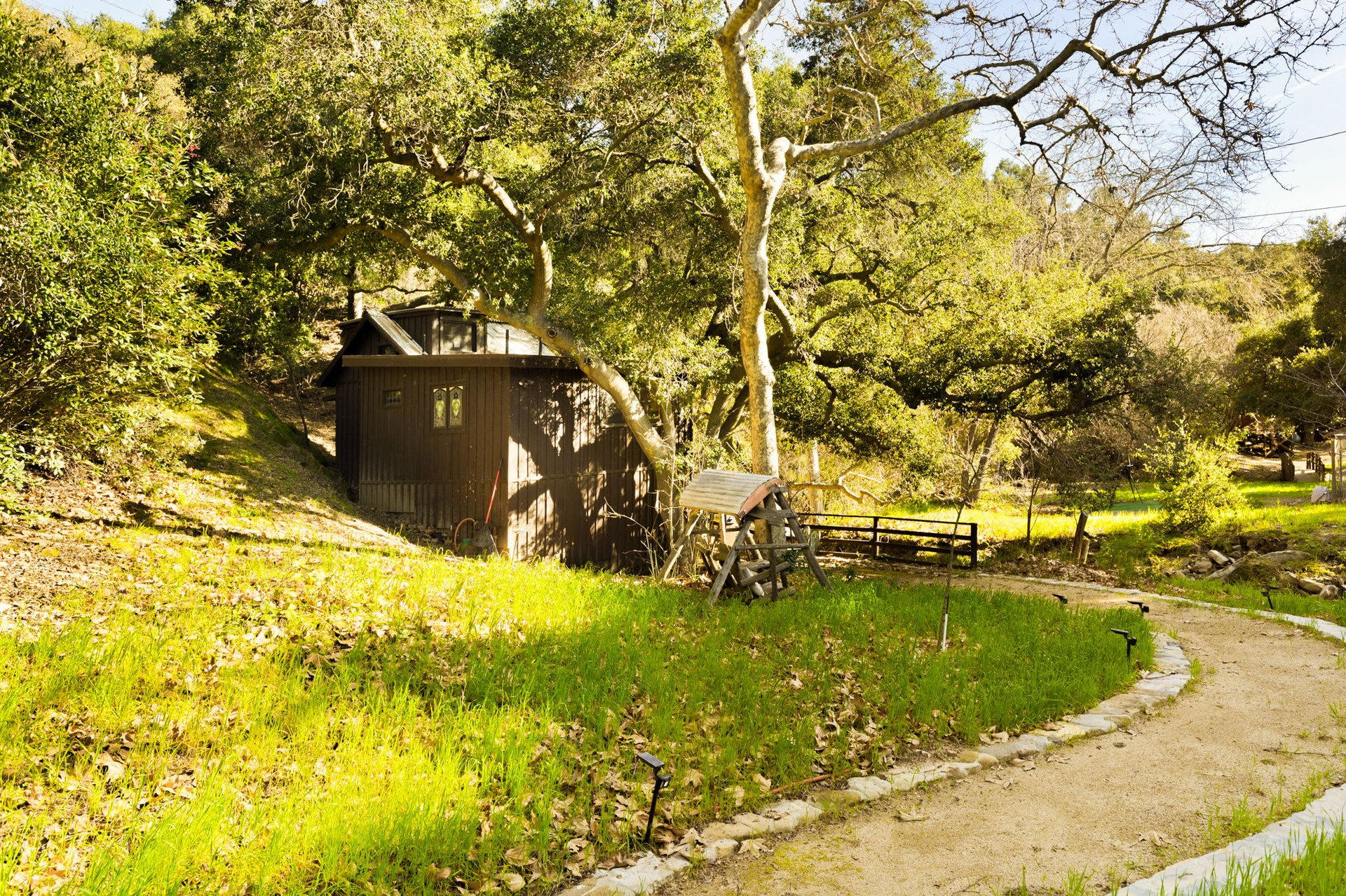 1801 N Topanga Canyon Blvd