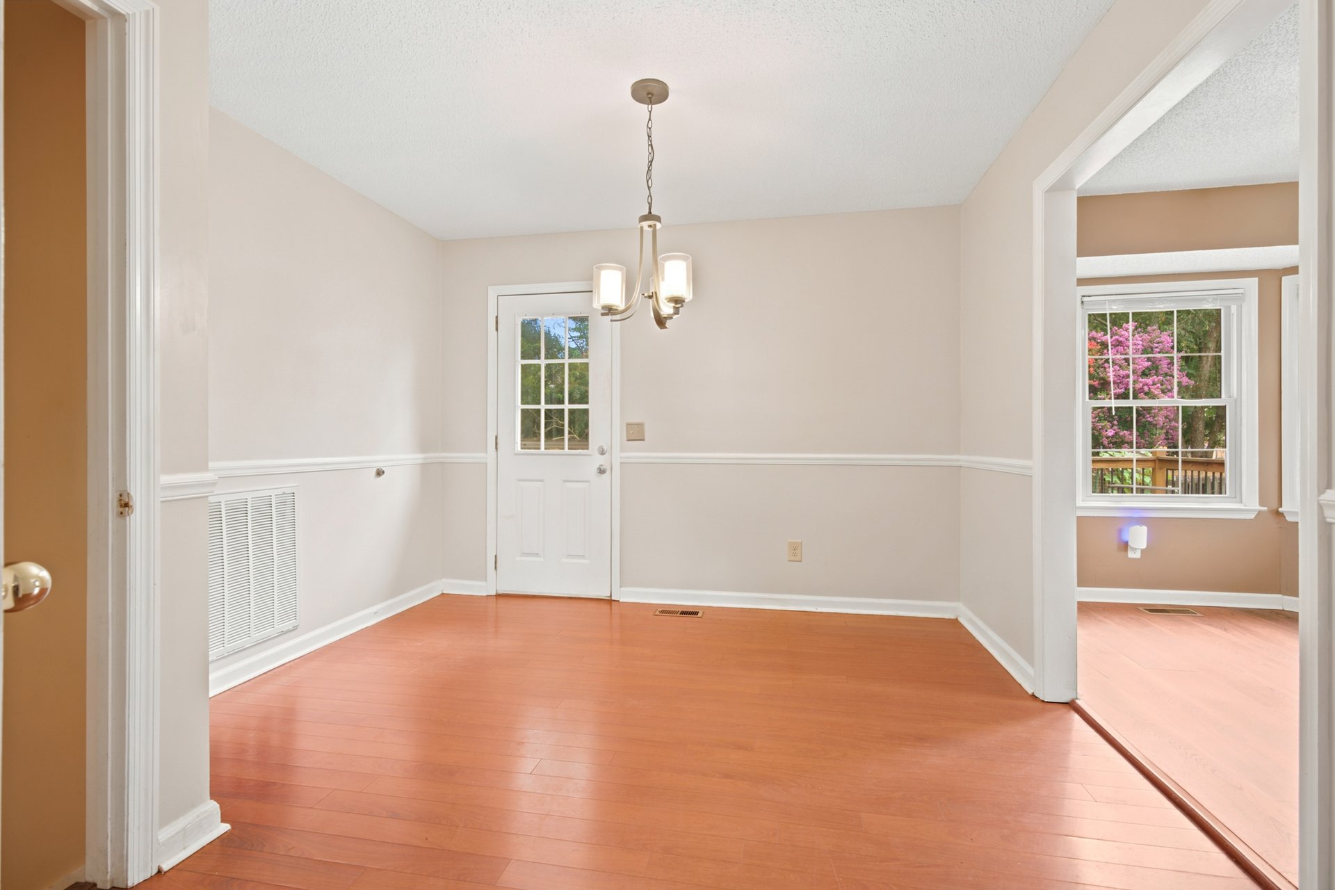 3BR/3BA in Madison | Bonus Room & Fenced Yard