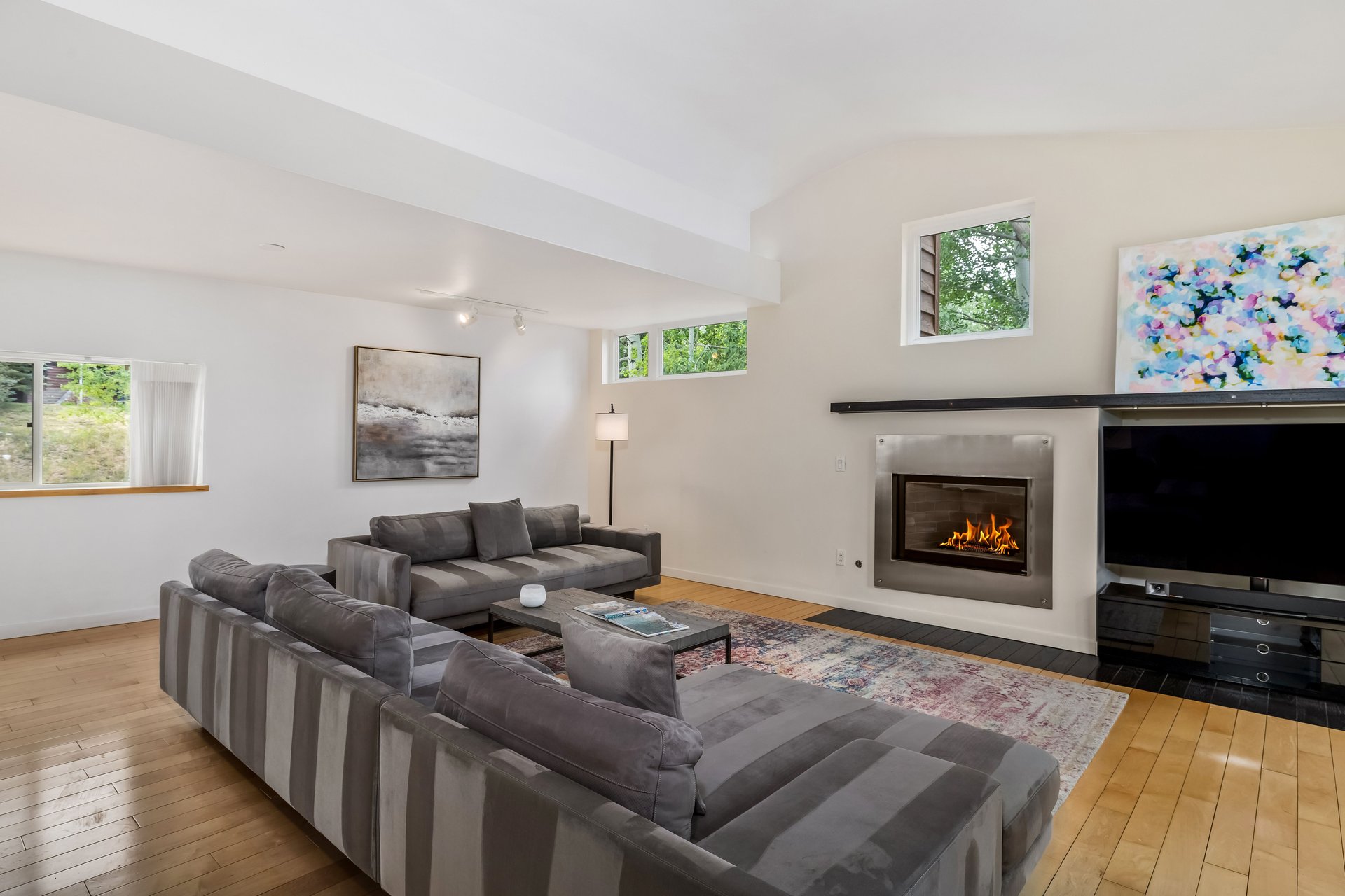 11 Russell Trail