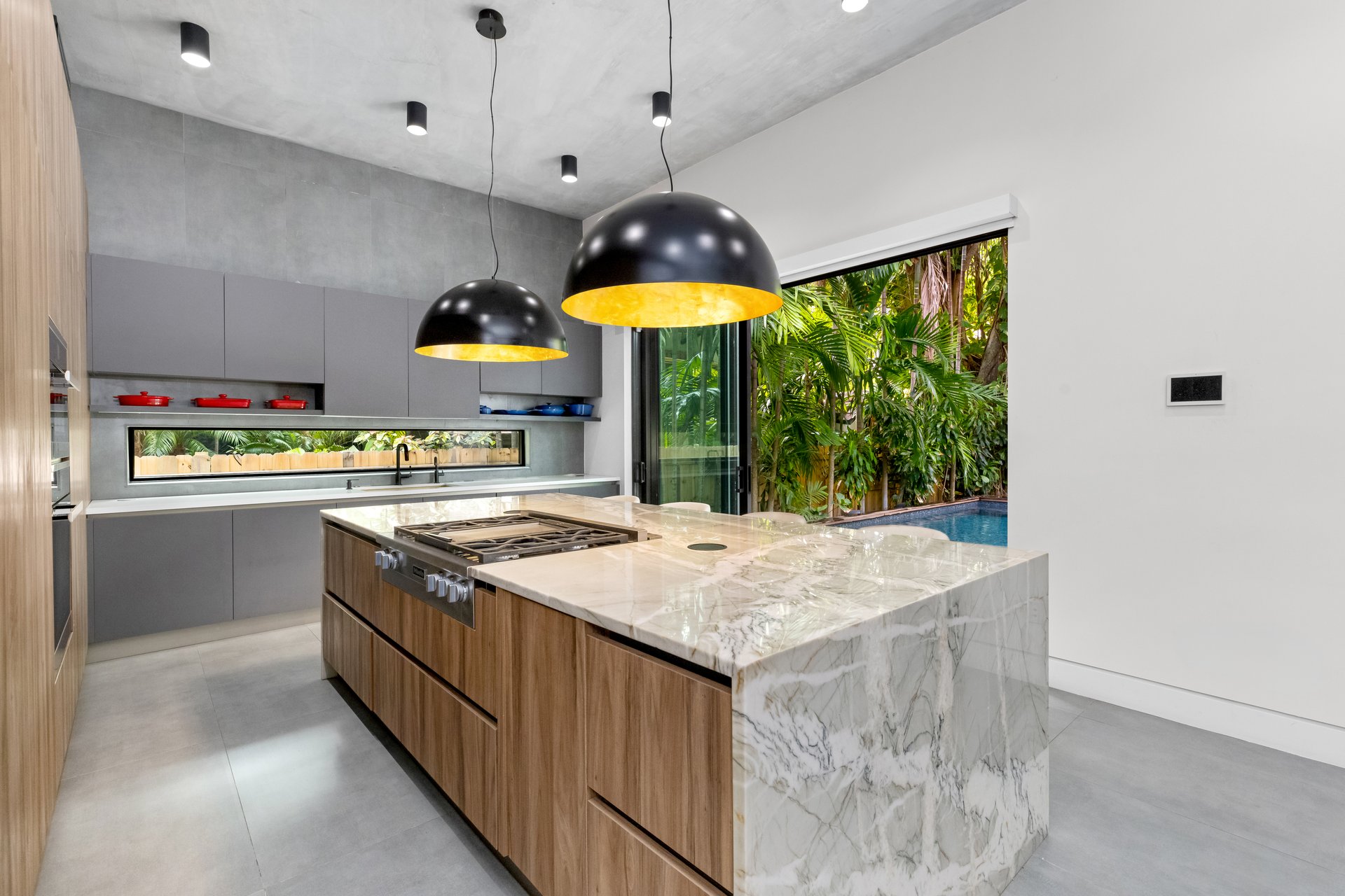 Spring Garden | Modern Luxury