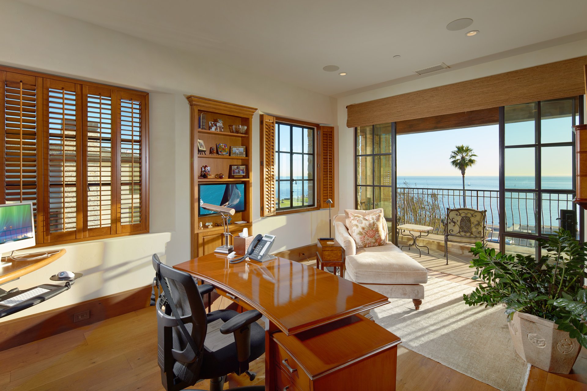 3428 Ocean Boulevard