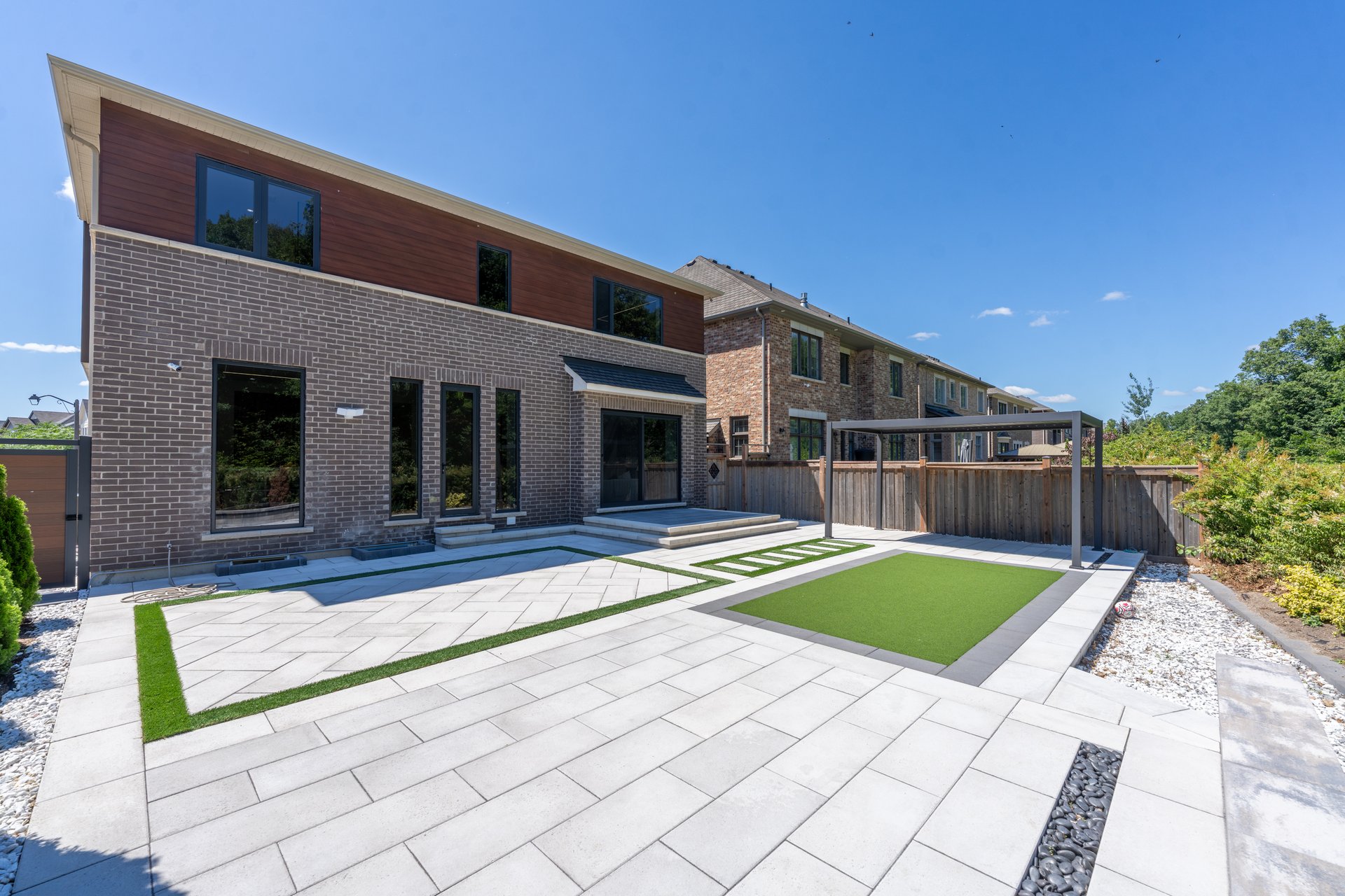 197 Polly Drive, Oakville