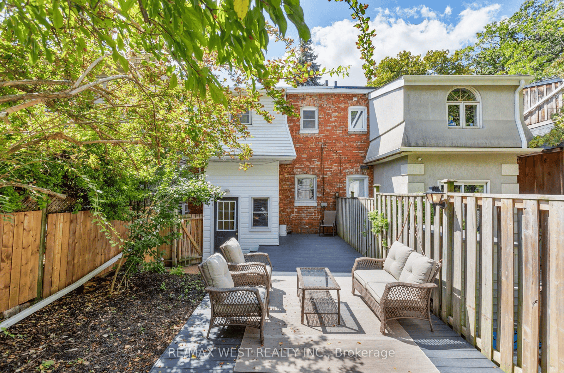 187 Indian Grove