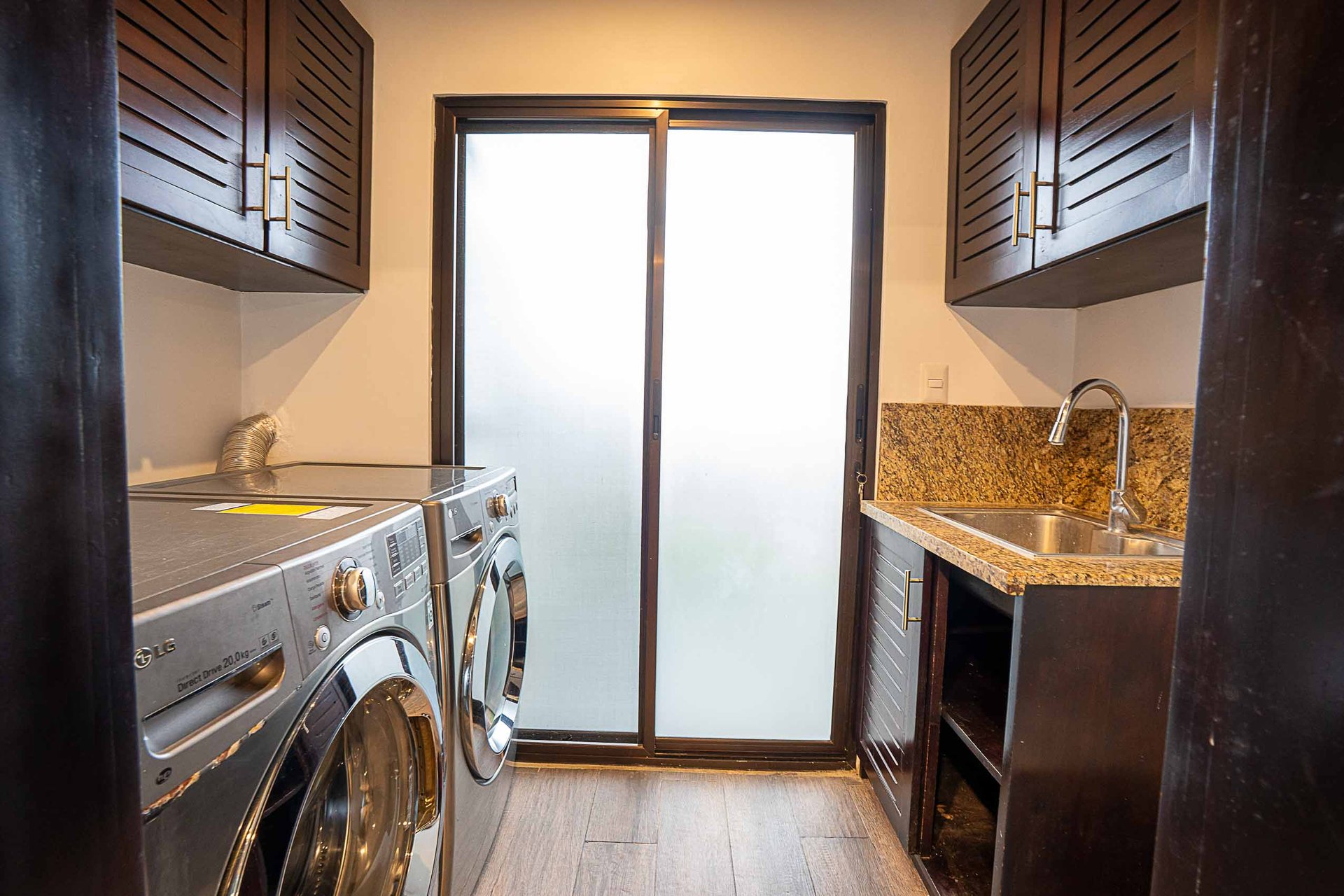 El Sandal #9 | 3 Bedroom Townhome, 10 Mins to the Beach - Seller Financing Available!