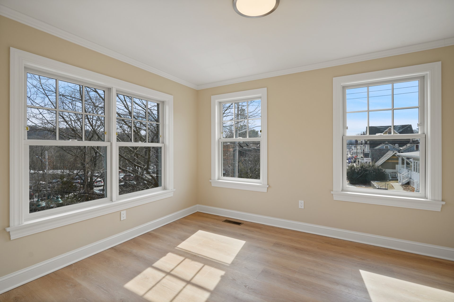 5 Edgemont Road Unit: 3