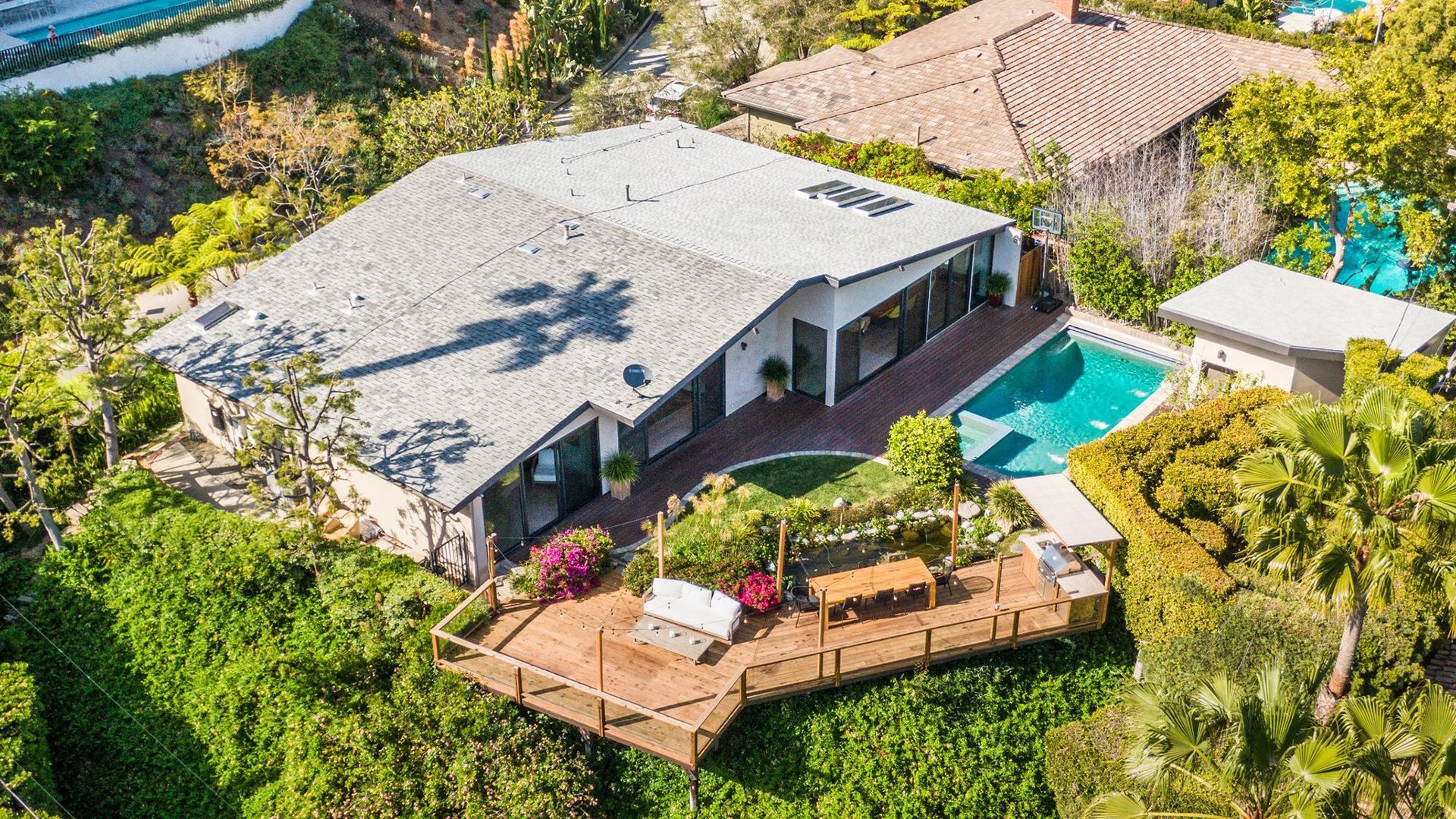 1302 Devlin Dr