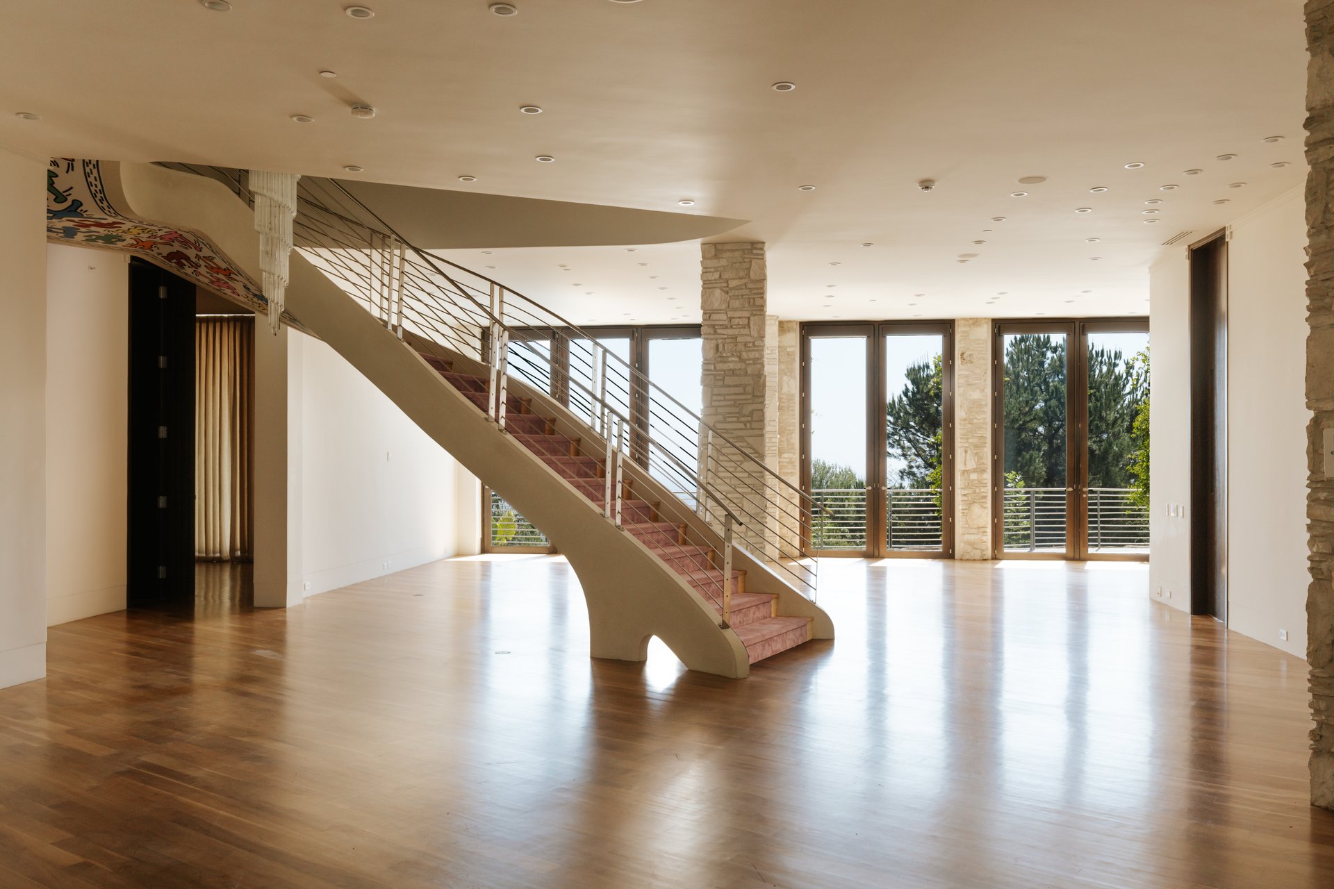 1111 Bel Air Pl