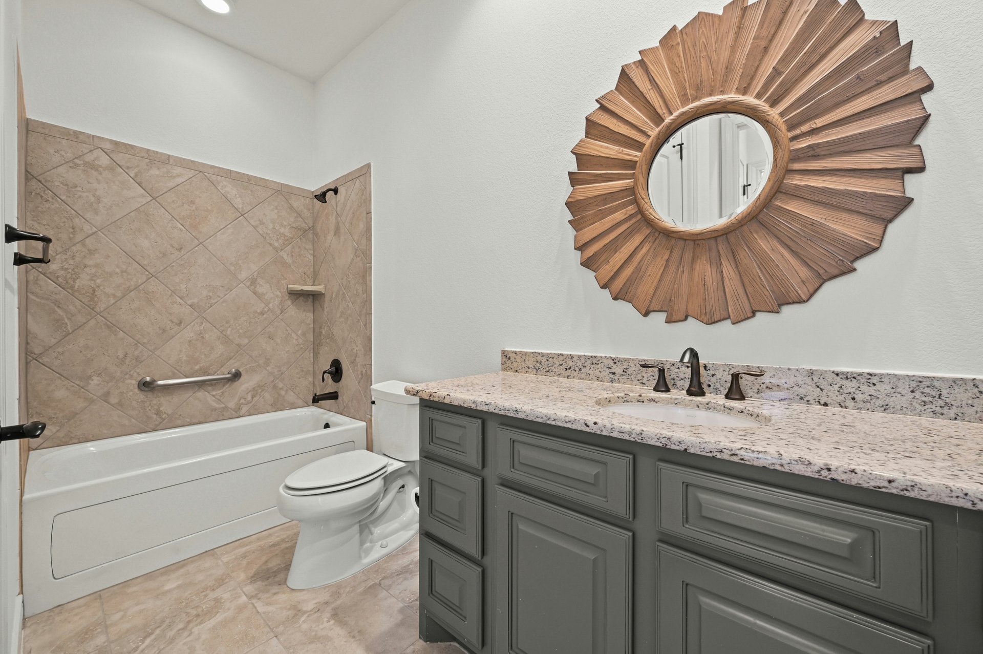 102 Gallia Drive #3