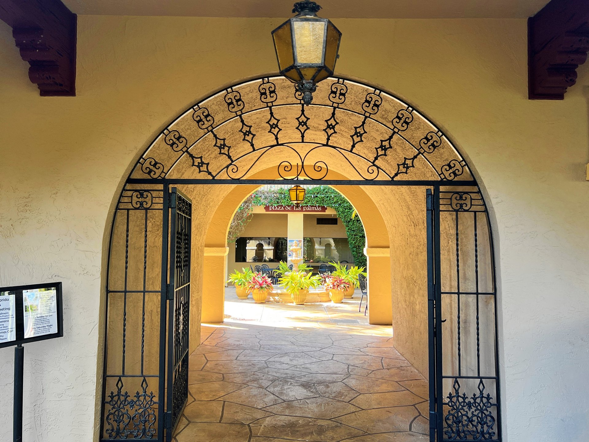 9826 Santa Clara Ct