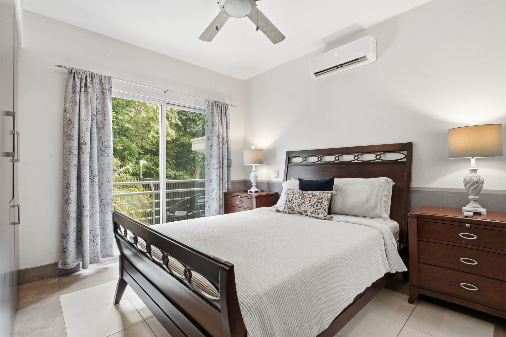 Casa Blanca #8 | Spacious 3-Bedroom Condo in Surfside Estates Near Playa Potrero Beach