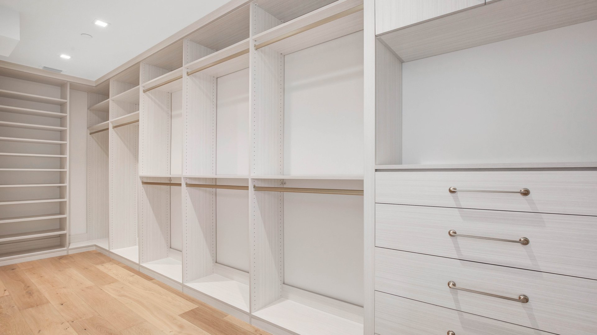 147 S Interlachen Ave Unit 301