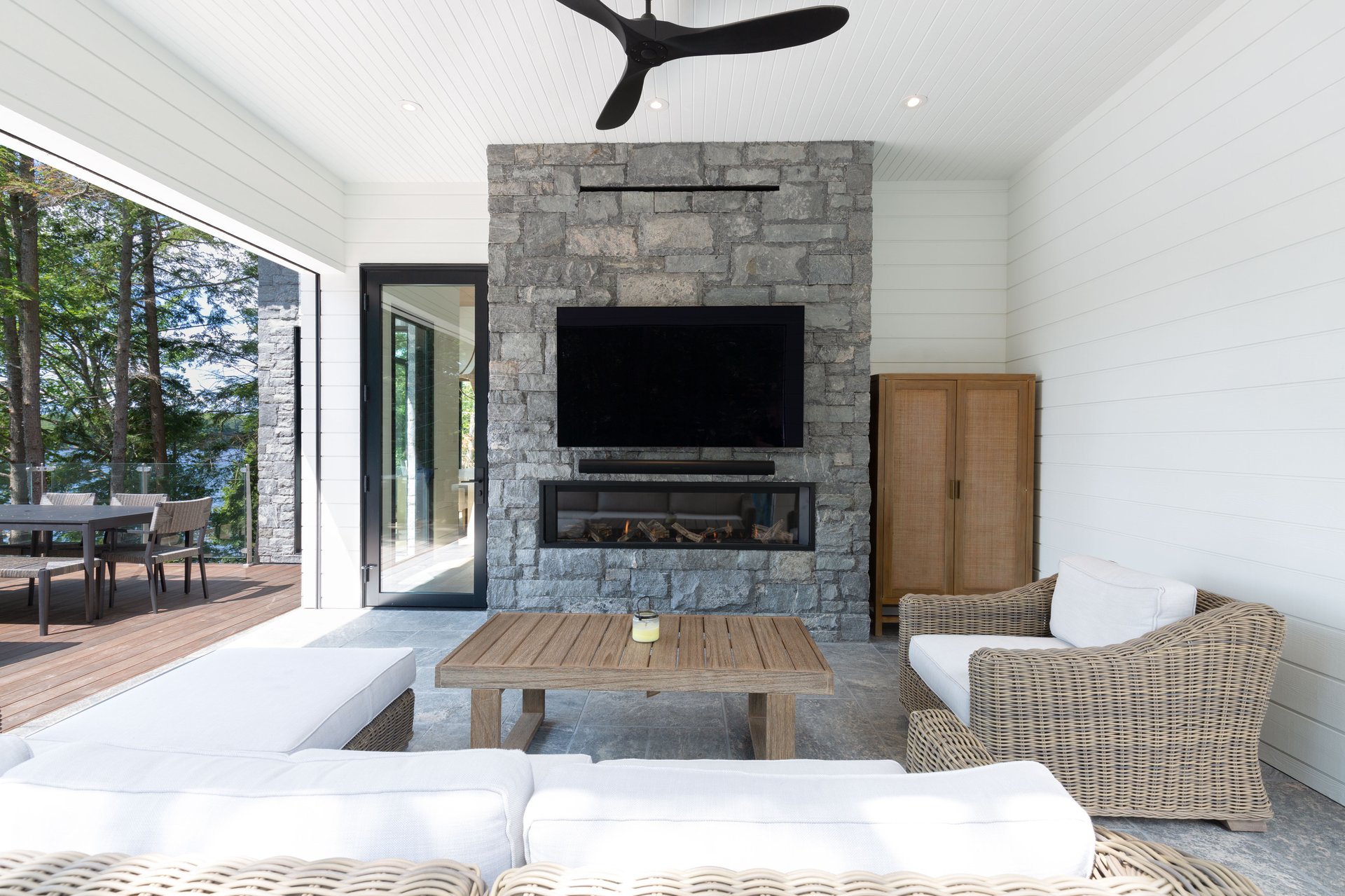 KINGSETT ROAD, Lake Rosseau