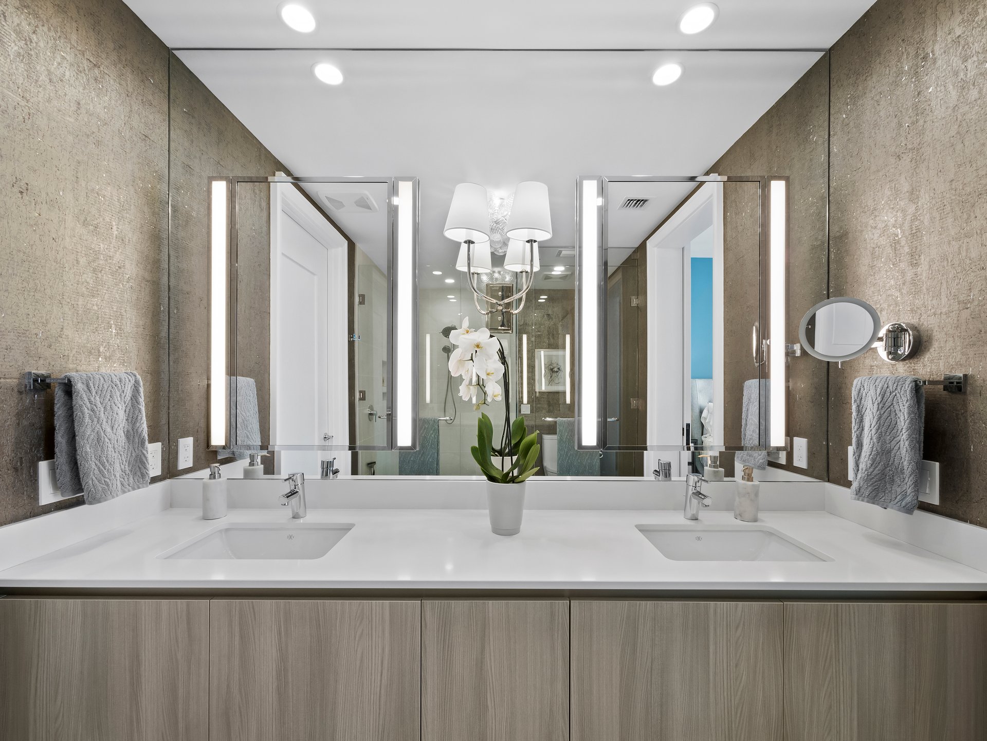 301 QUAY COMMONS #1708