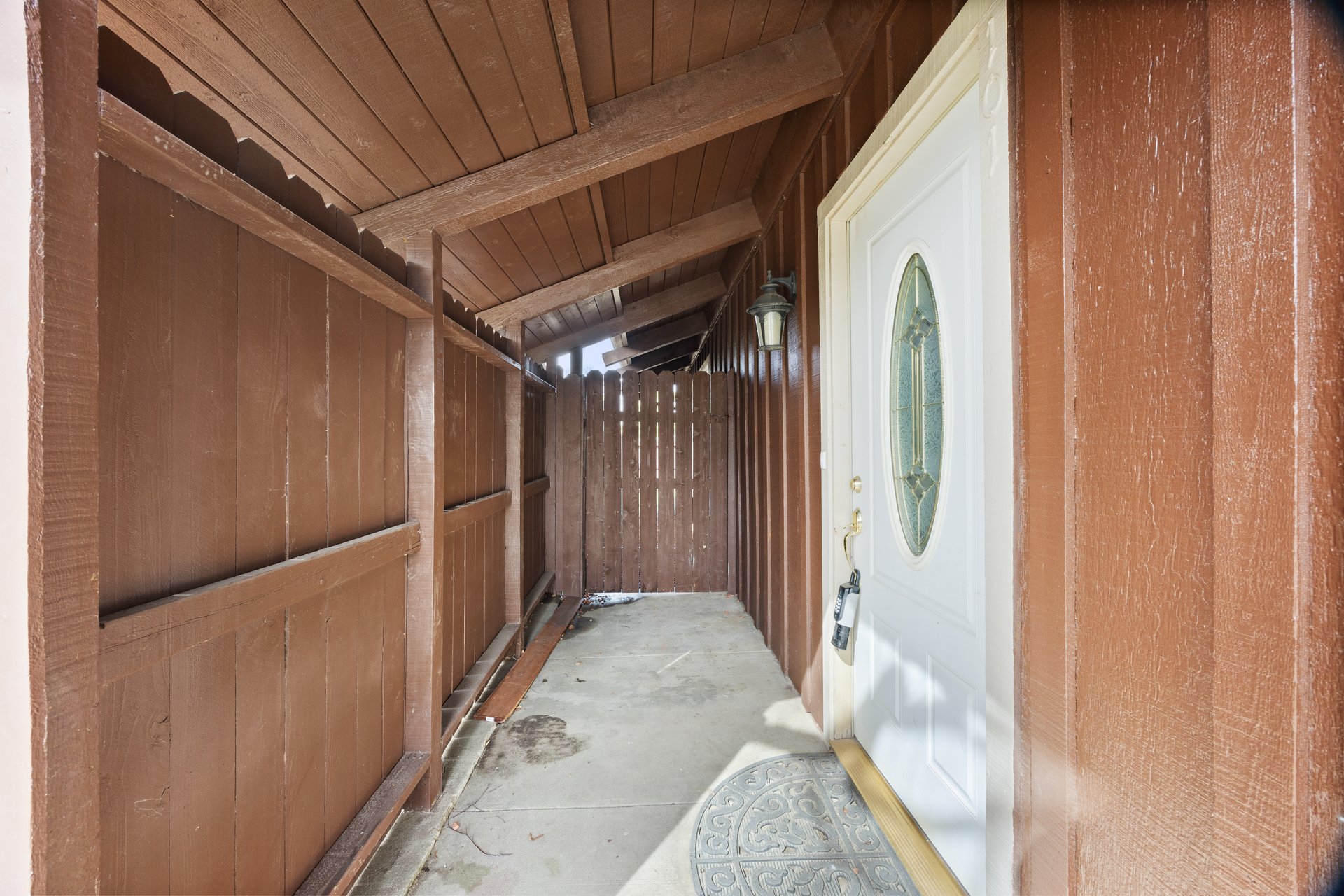 Charming Updated Condo in Bear Valley Springs – 101 Meadow Lakes