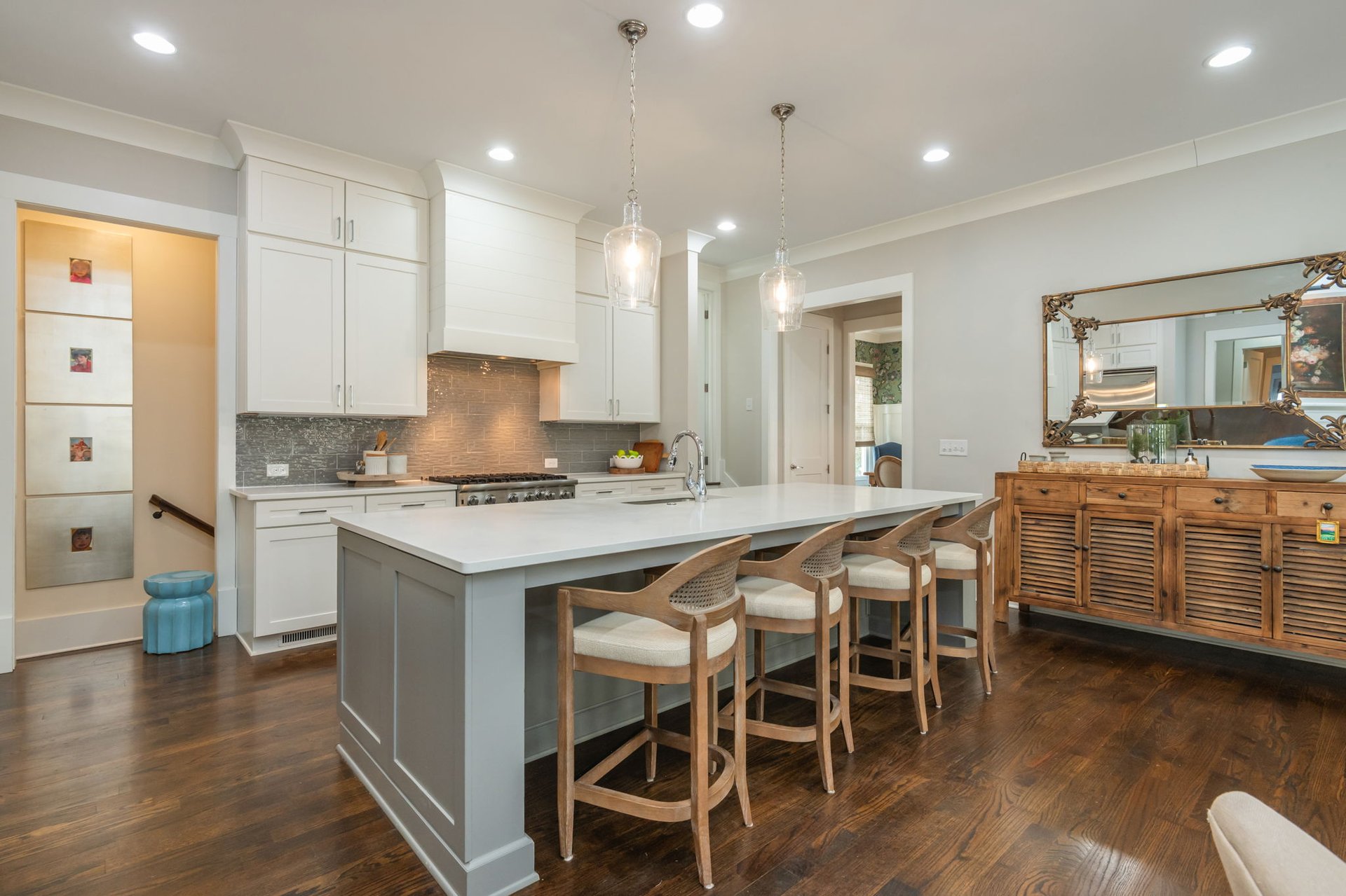 5911 Brundage Lane