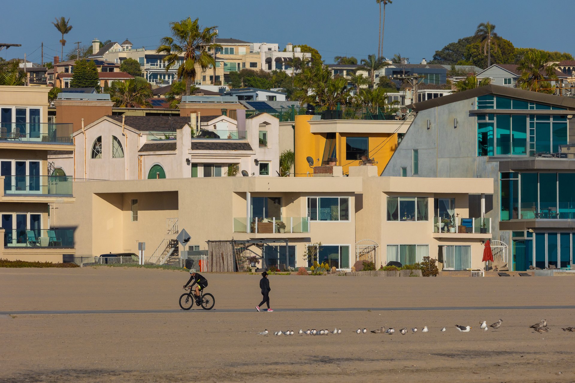 6401-6405 Ocean Front Walk