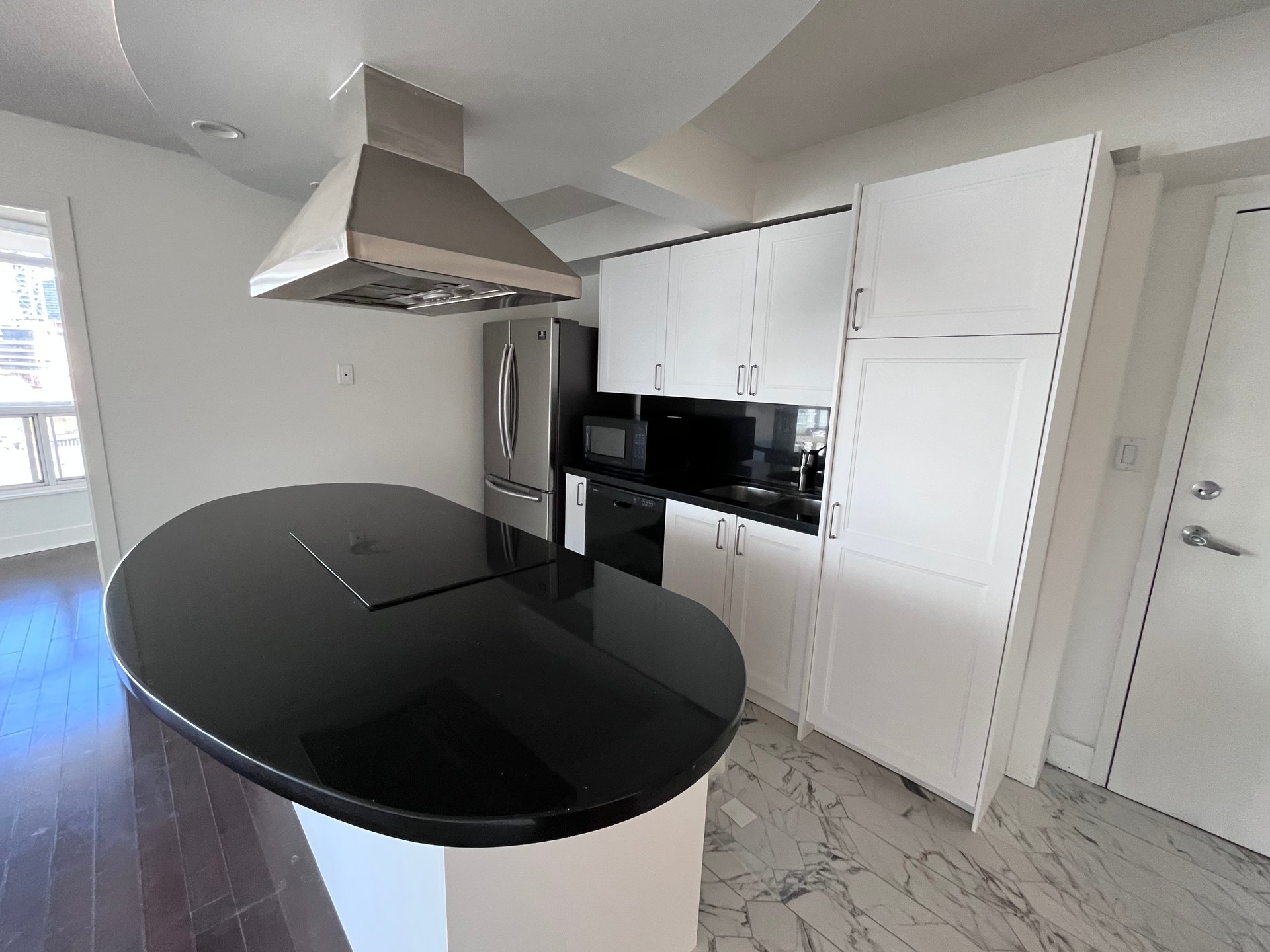 550 Queens Quay  911