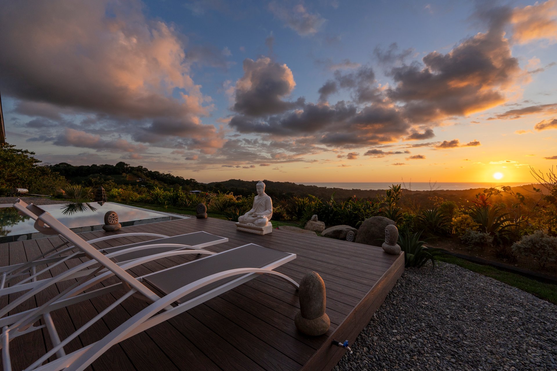 Casa Karuna | Sunset Estate Overlooking the Pacific in Ojochal