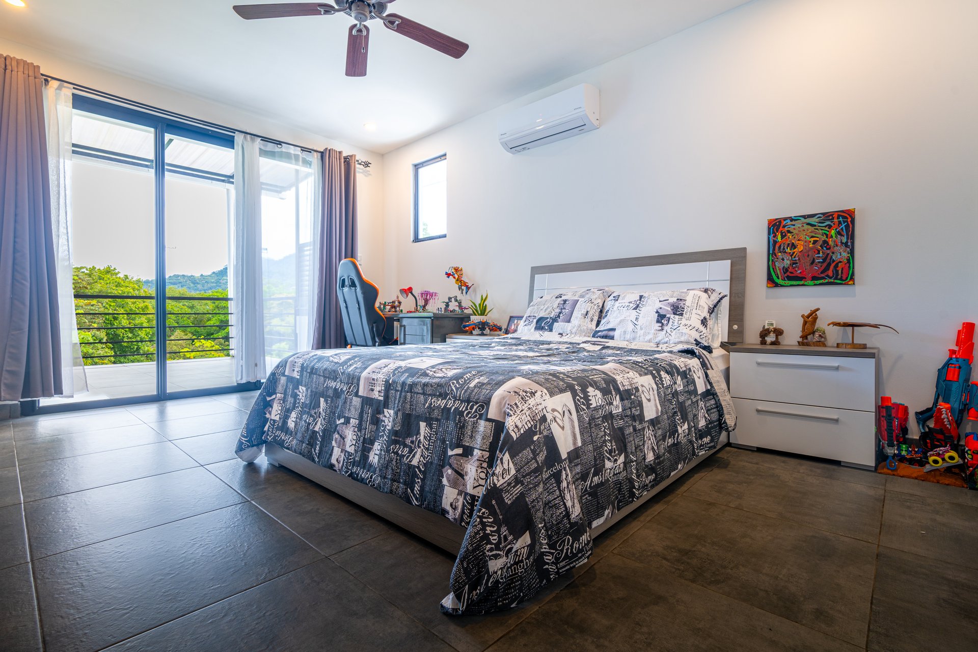 Modern 4-Bedroom Family Sanctuary with Infinity Pool, Edible Forest Garden - Exclusive Gated Ojochal Community 