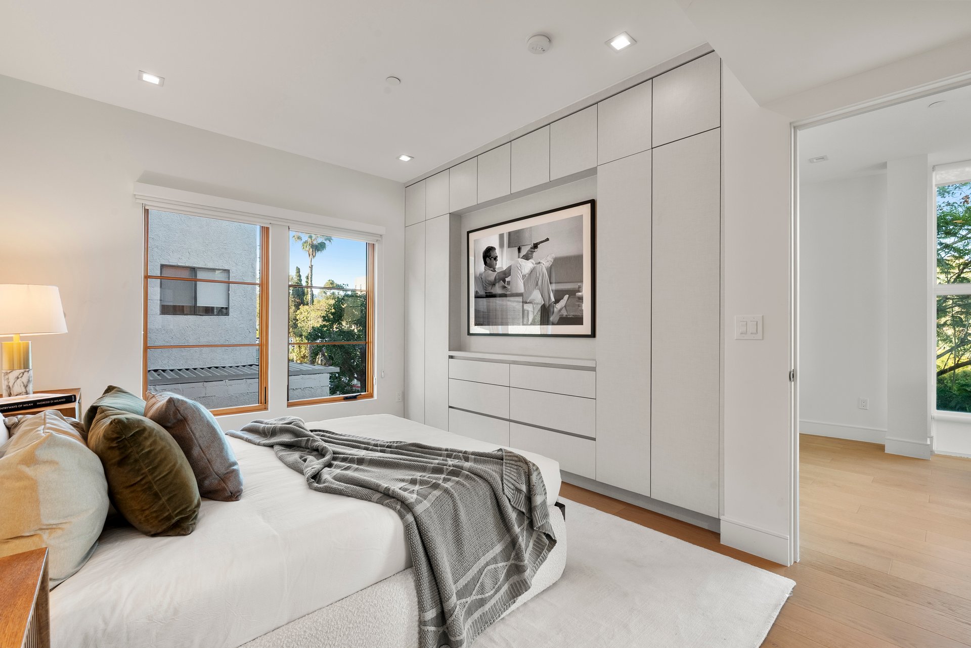 1033 N Vista St, West Hollywood