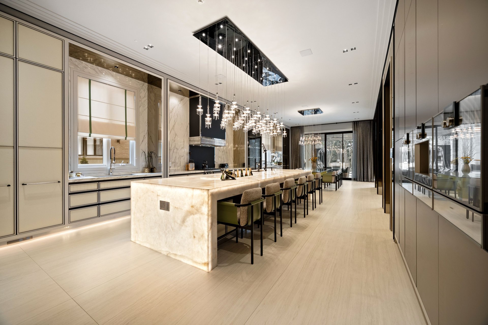 Extraordinary Custom Estate